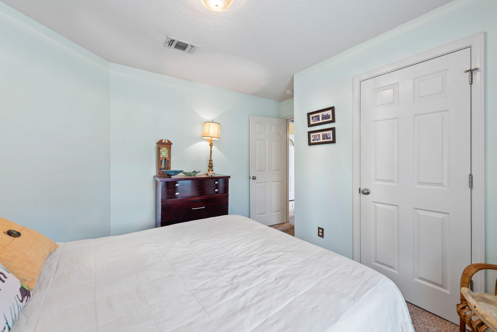 IVALEA GARDENS - Residential