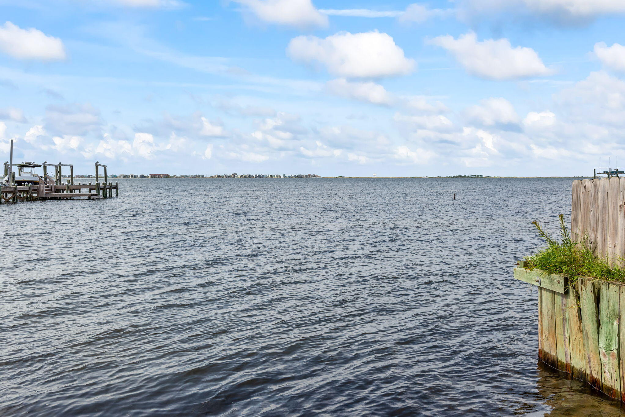 IVALEA GARDENS - Residential