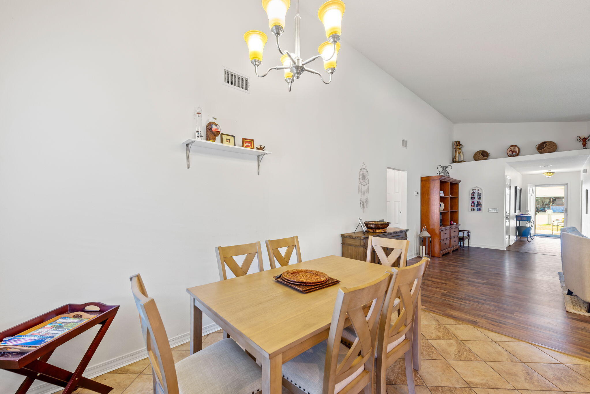 IVALEA GARDENS - Residential