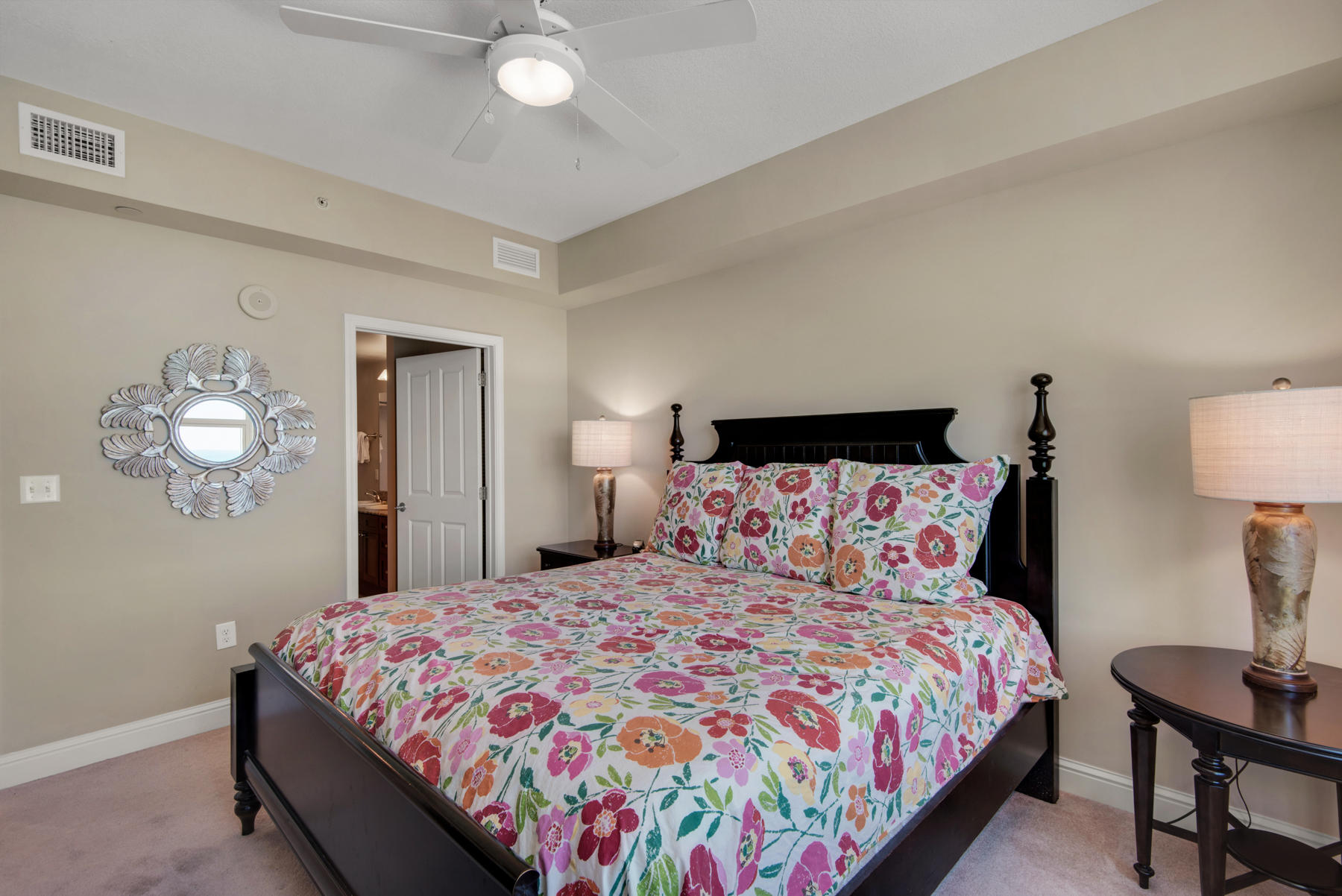 AQUA BEACHSIDE RESORT - Residential