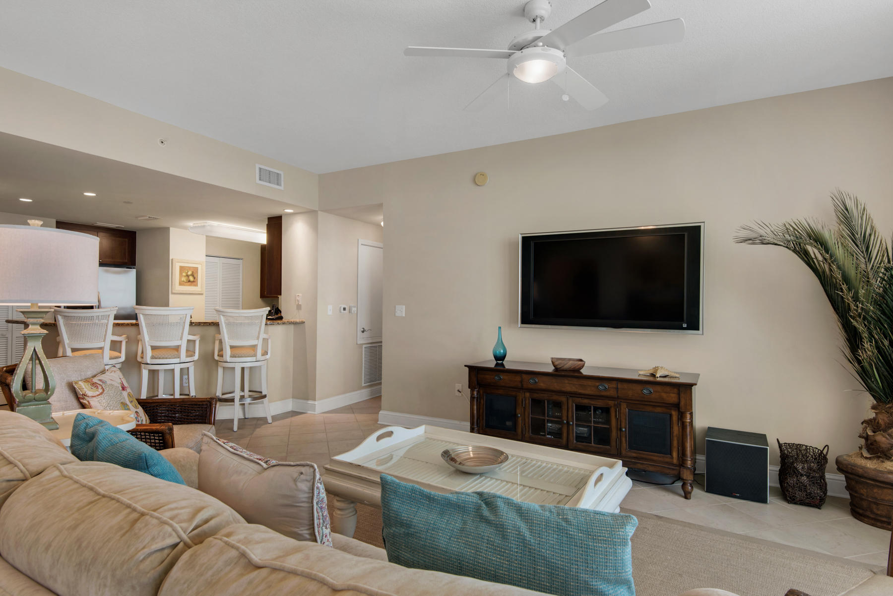 AQUA BEACHSIDE RESORT - Residential