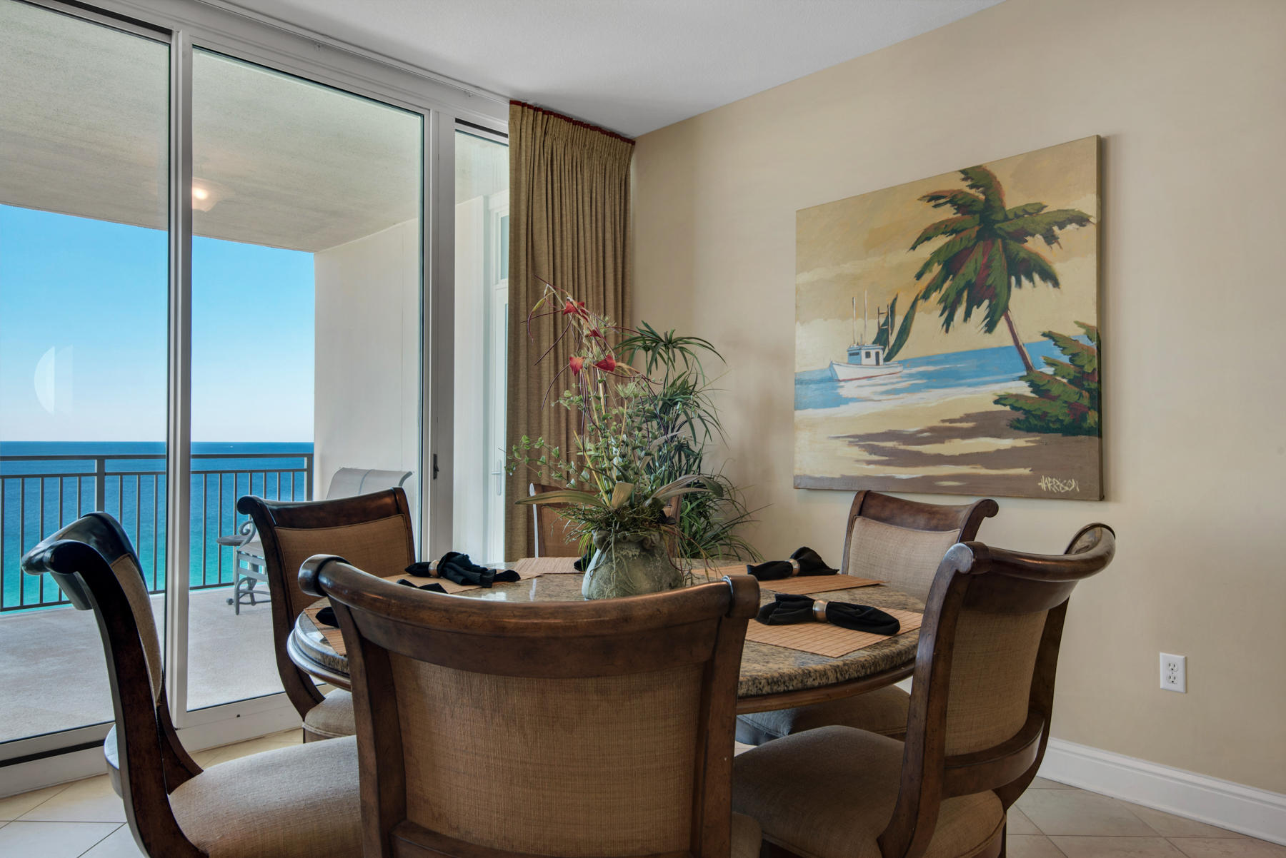 AQUA BEACHSIDE RESORT - Residential