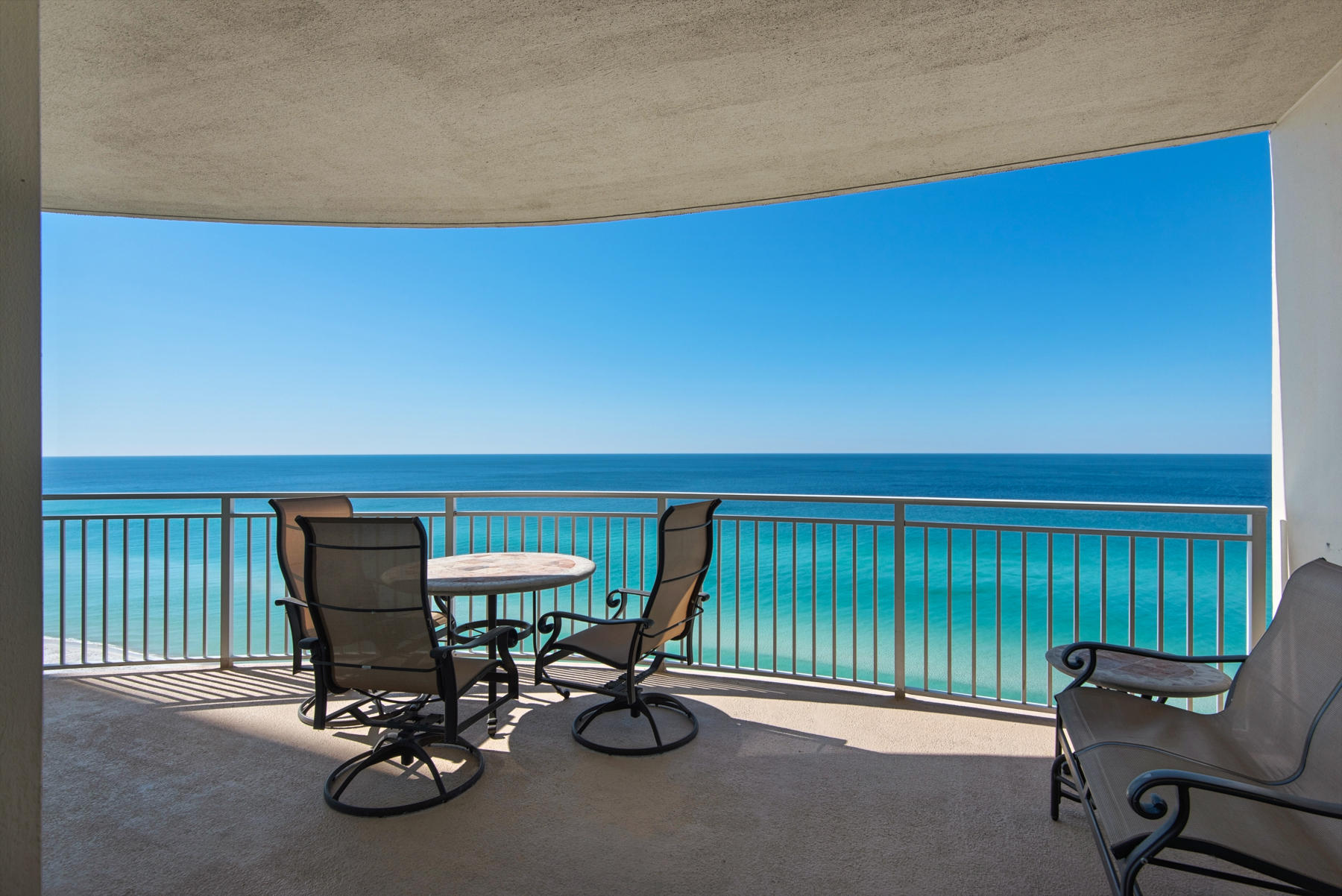 AQUA BEACHSIDE RESORT - Residential