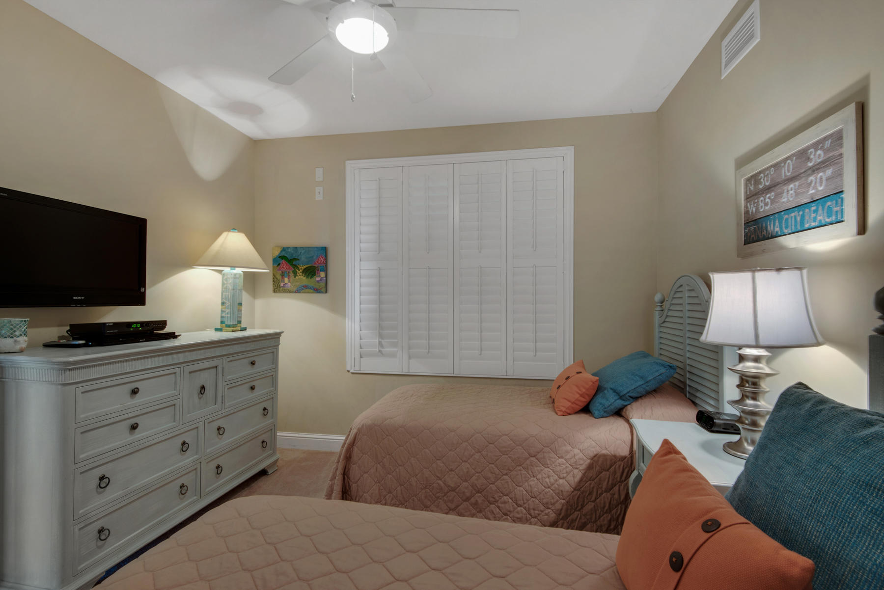 AQUA BEACHSIDE RESORT - Residential