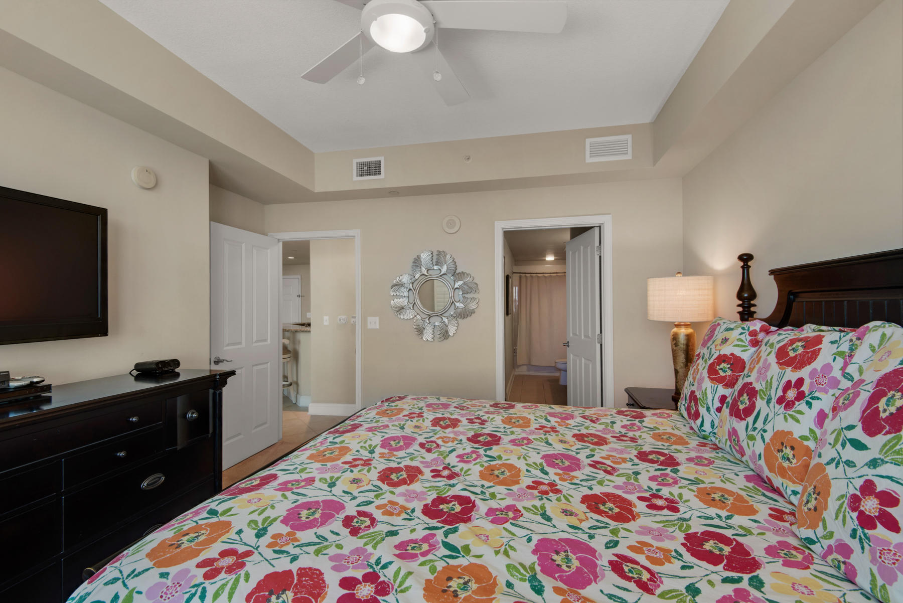 AQUA BEACHSIDE RESORT - Residential