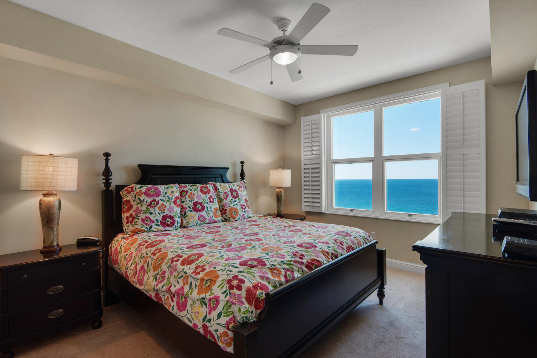 AQUA BEACHSIDE RESORT - Residential