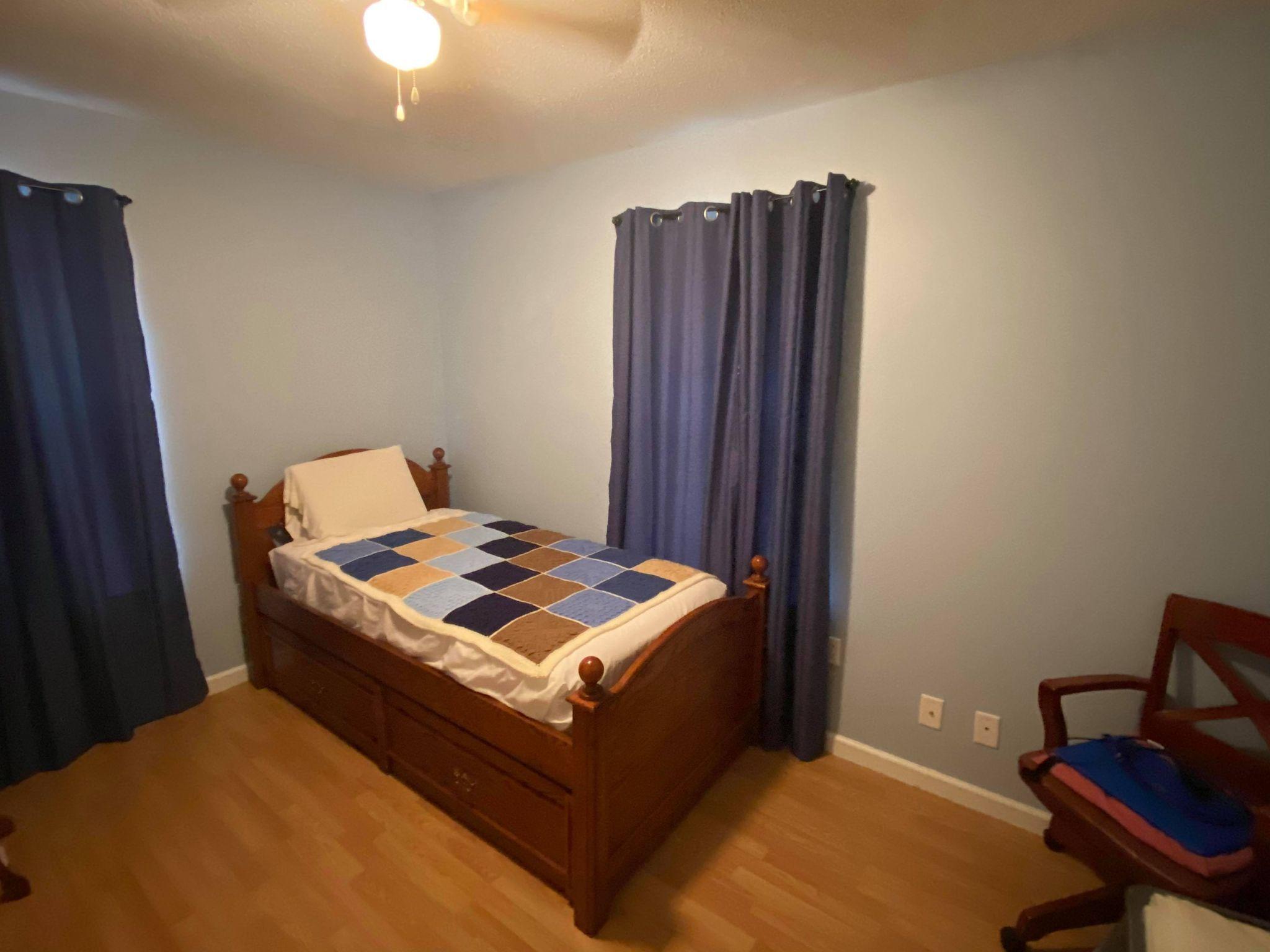 ADAMS POWELL S/D LOT 50 BLK L - Residential