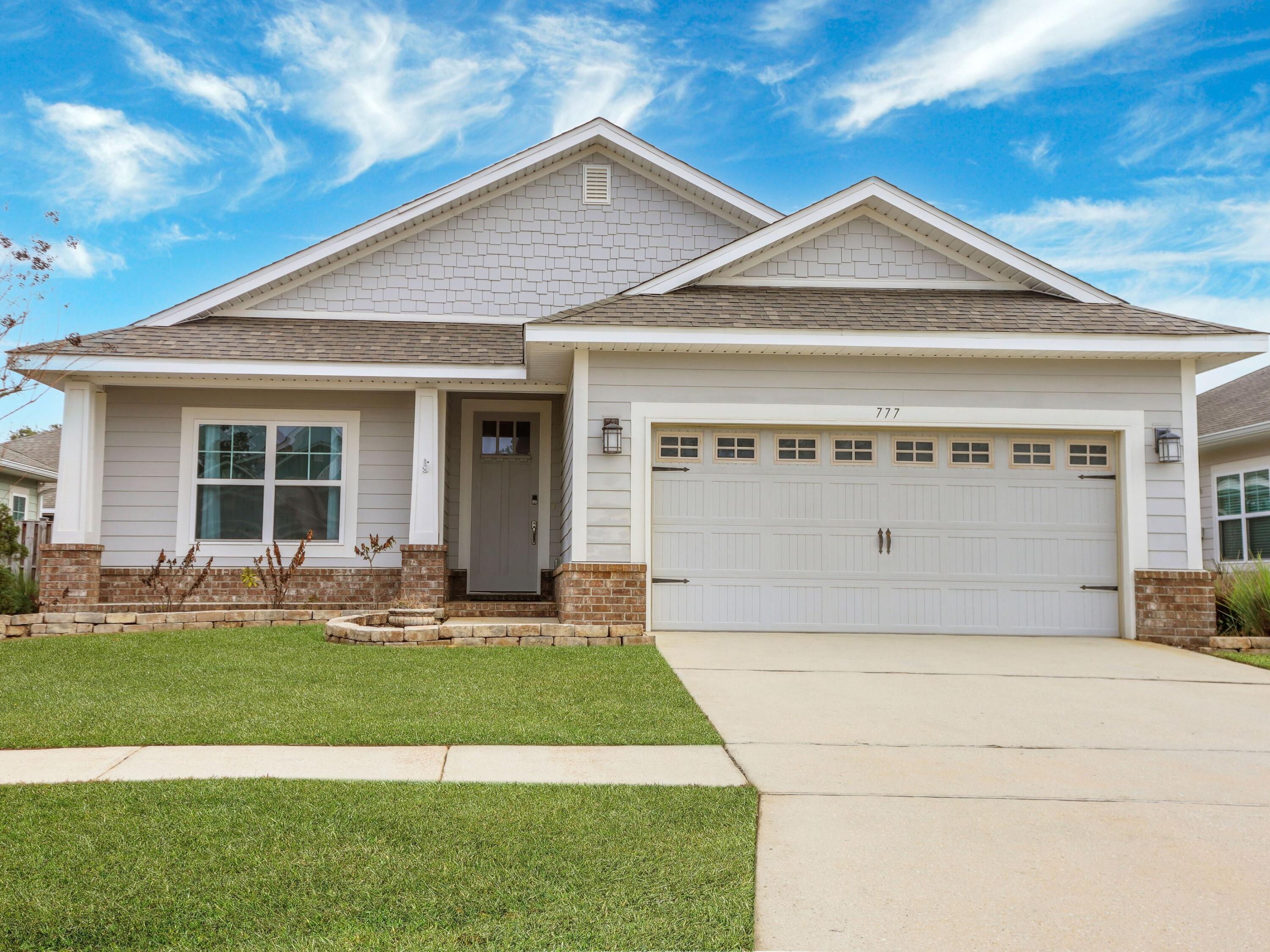 LAFAYETTE CREEK LANDING - Residential