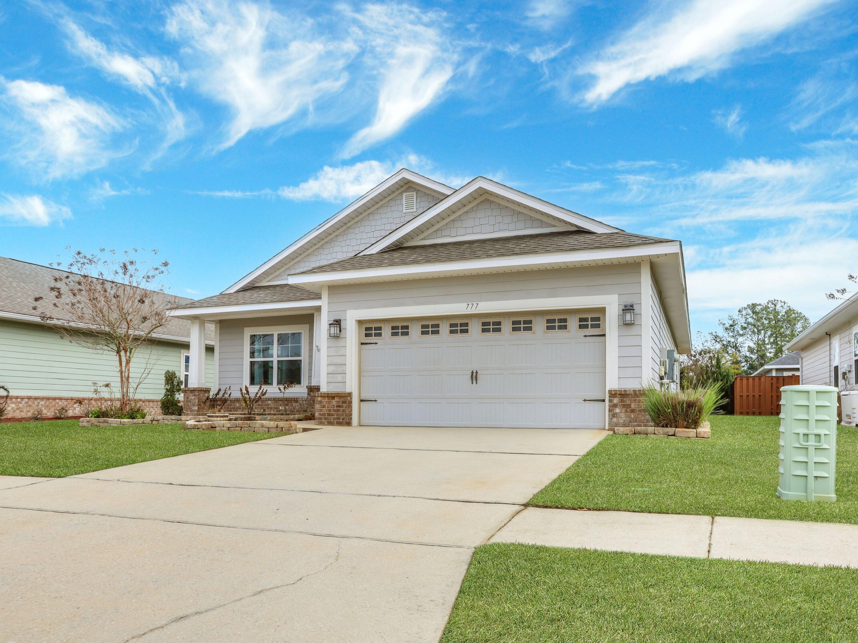 LAFAYETTE CREEK LANDING - Residential