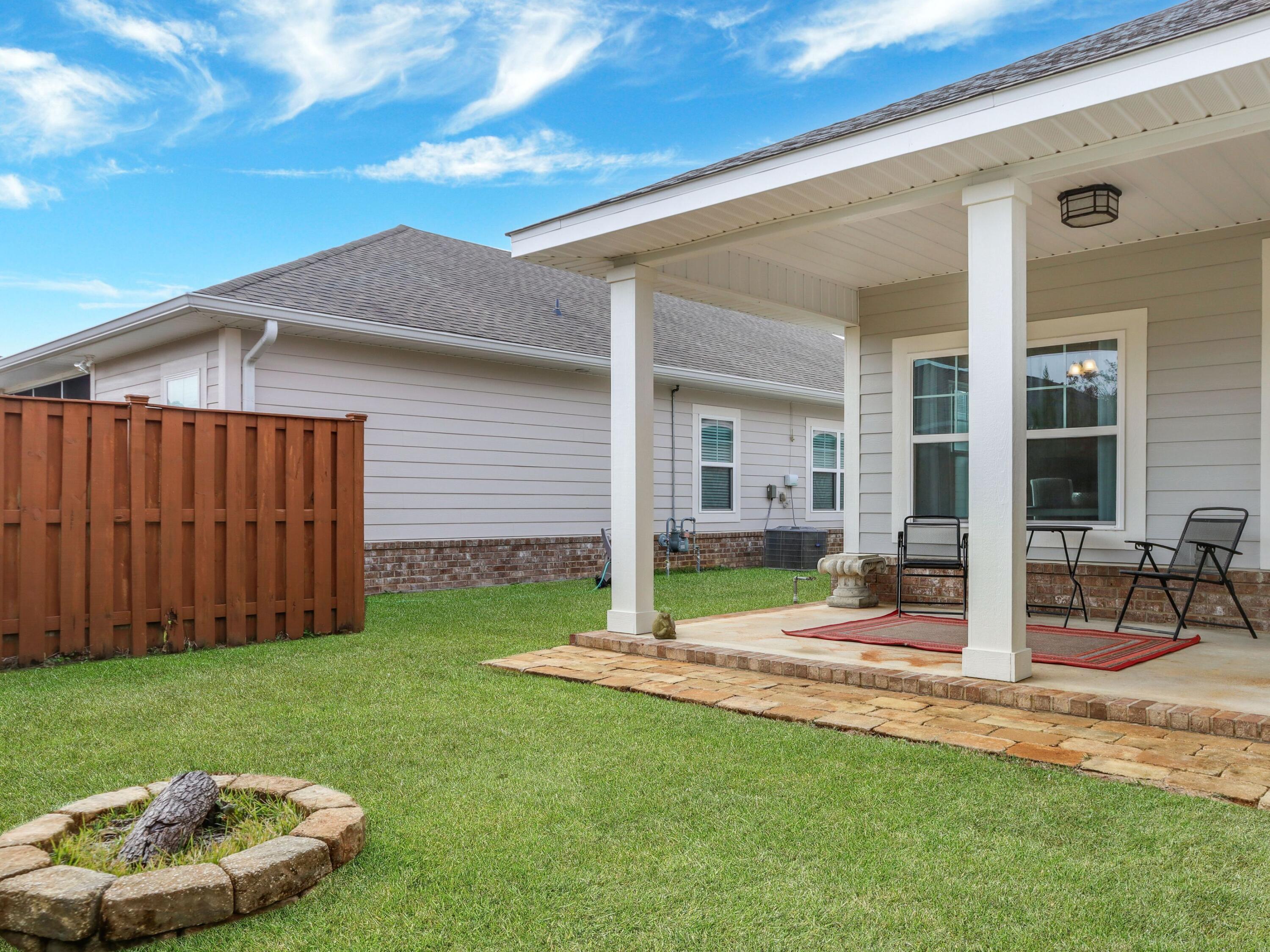 LAFAYETTE CREEK LANDING - Residential