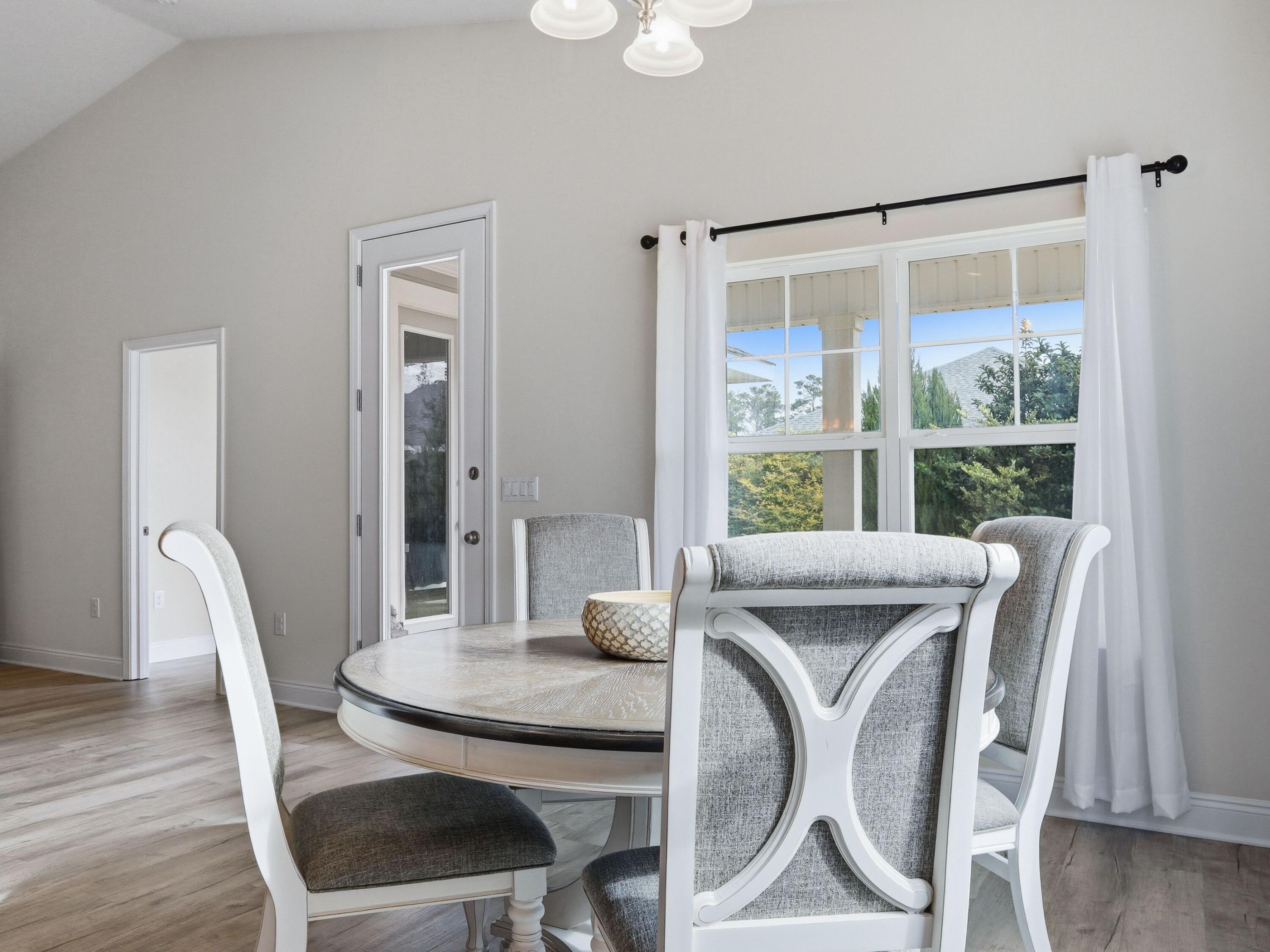 LAFAYETTE CREEK LANDING - Residential