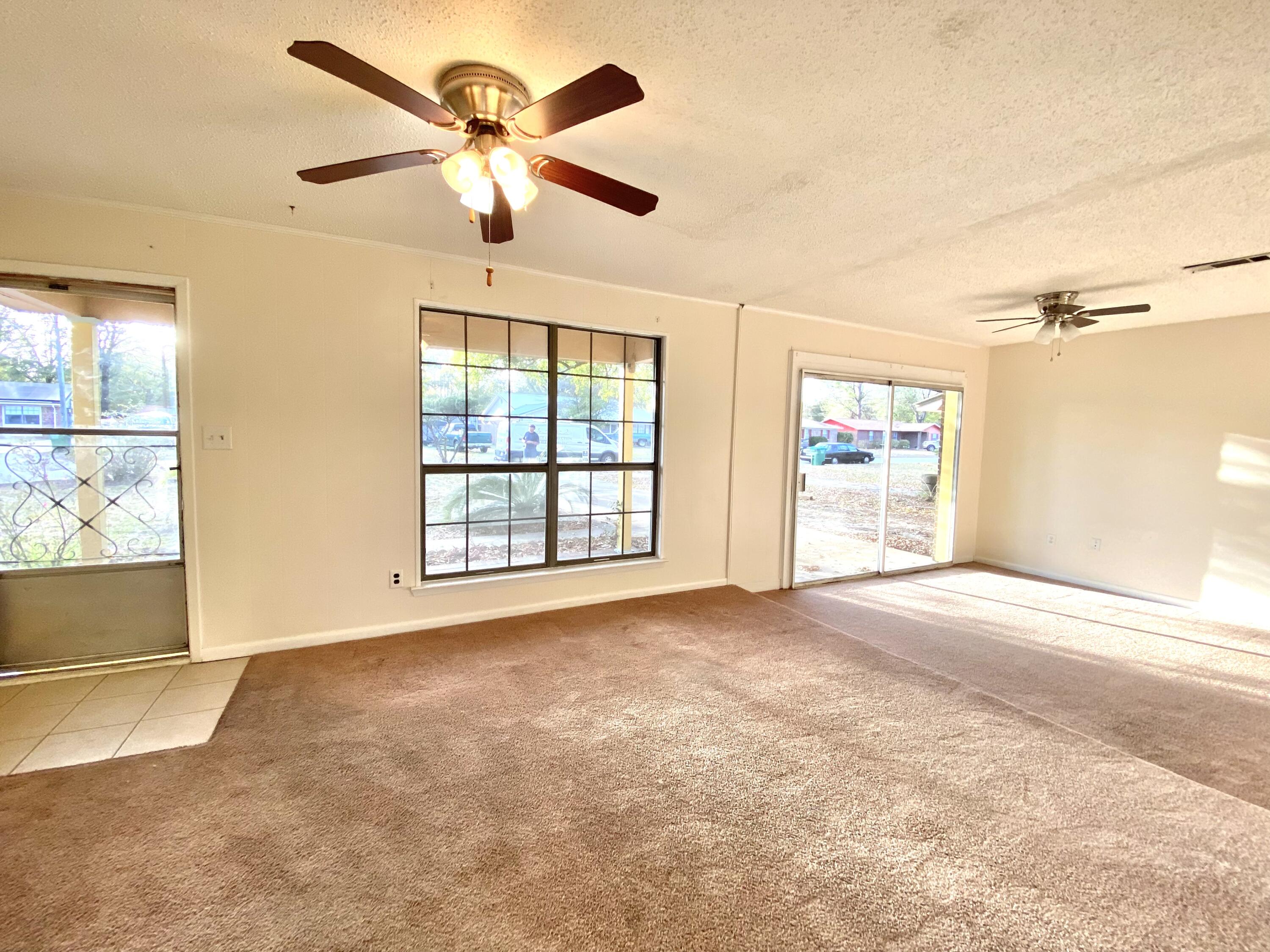 LAKEWOOD 1ST ADDN - Residential