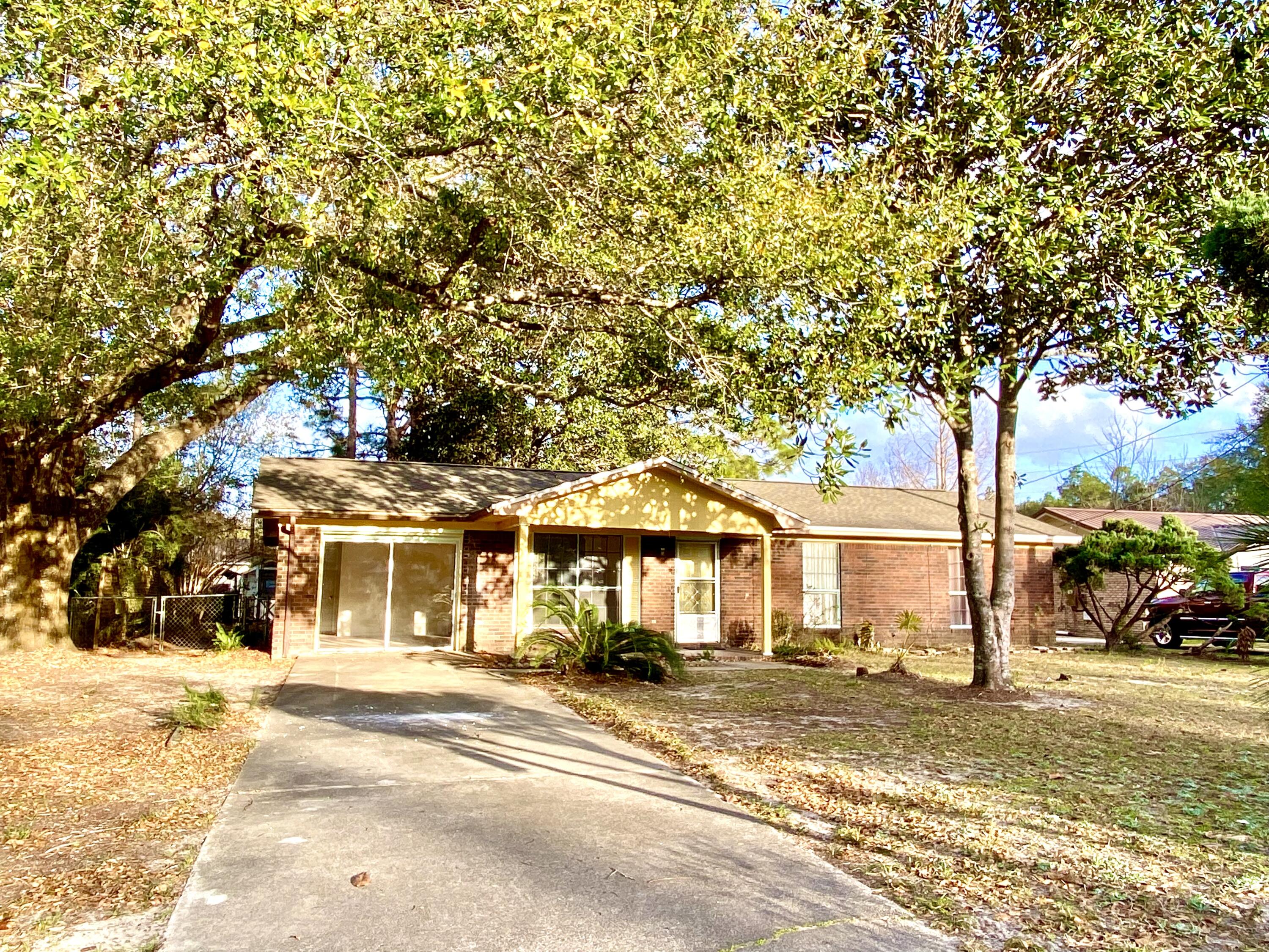 LAKEWOOD 1ST ADDN - Residential