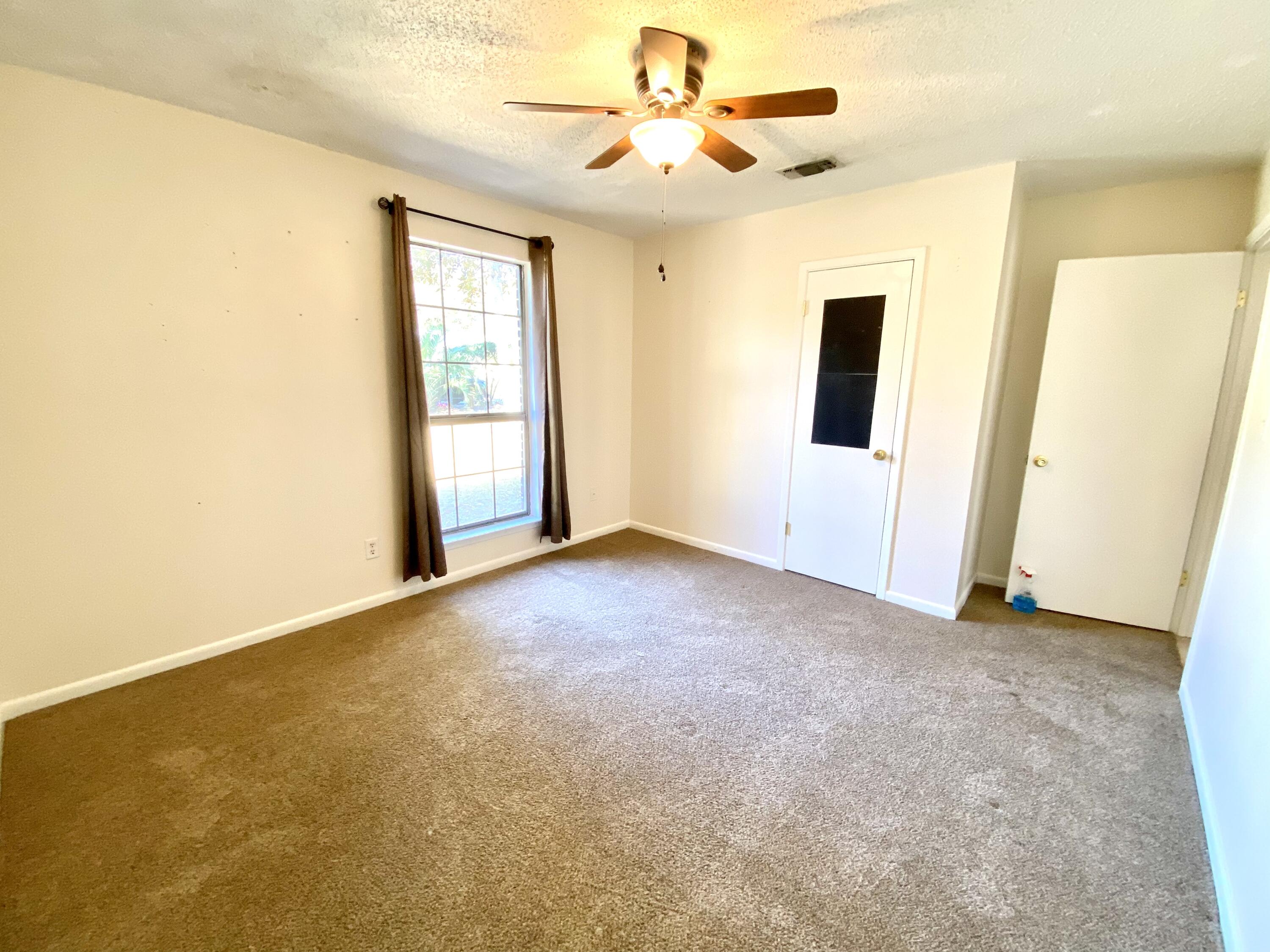 LAKEWOOD 1ST ADDN - Residential