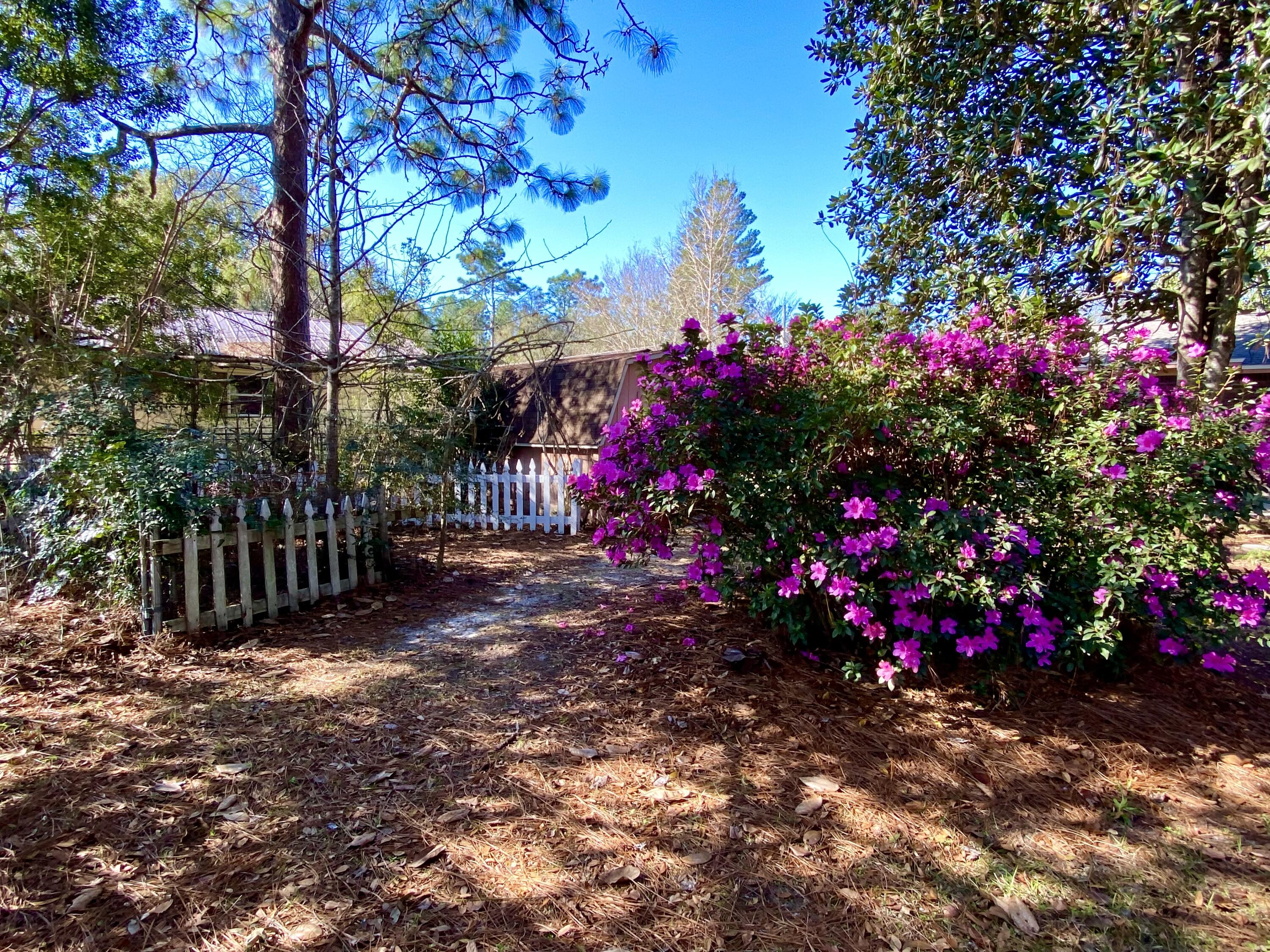 LAKEWOOD 1ST ADDN - Residential