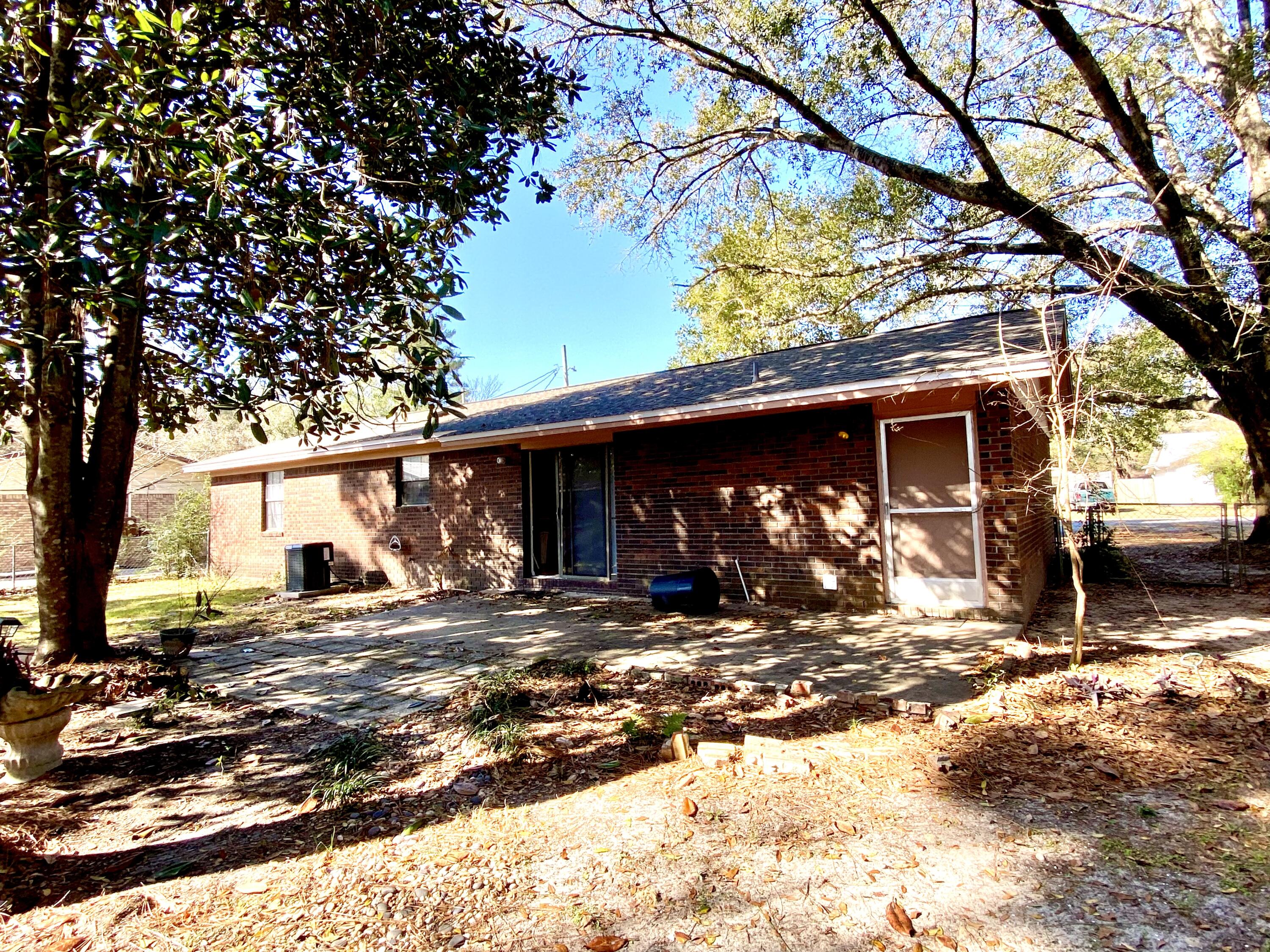 LAKEWOOD 1ST ADDN - Residential