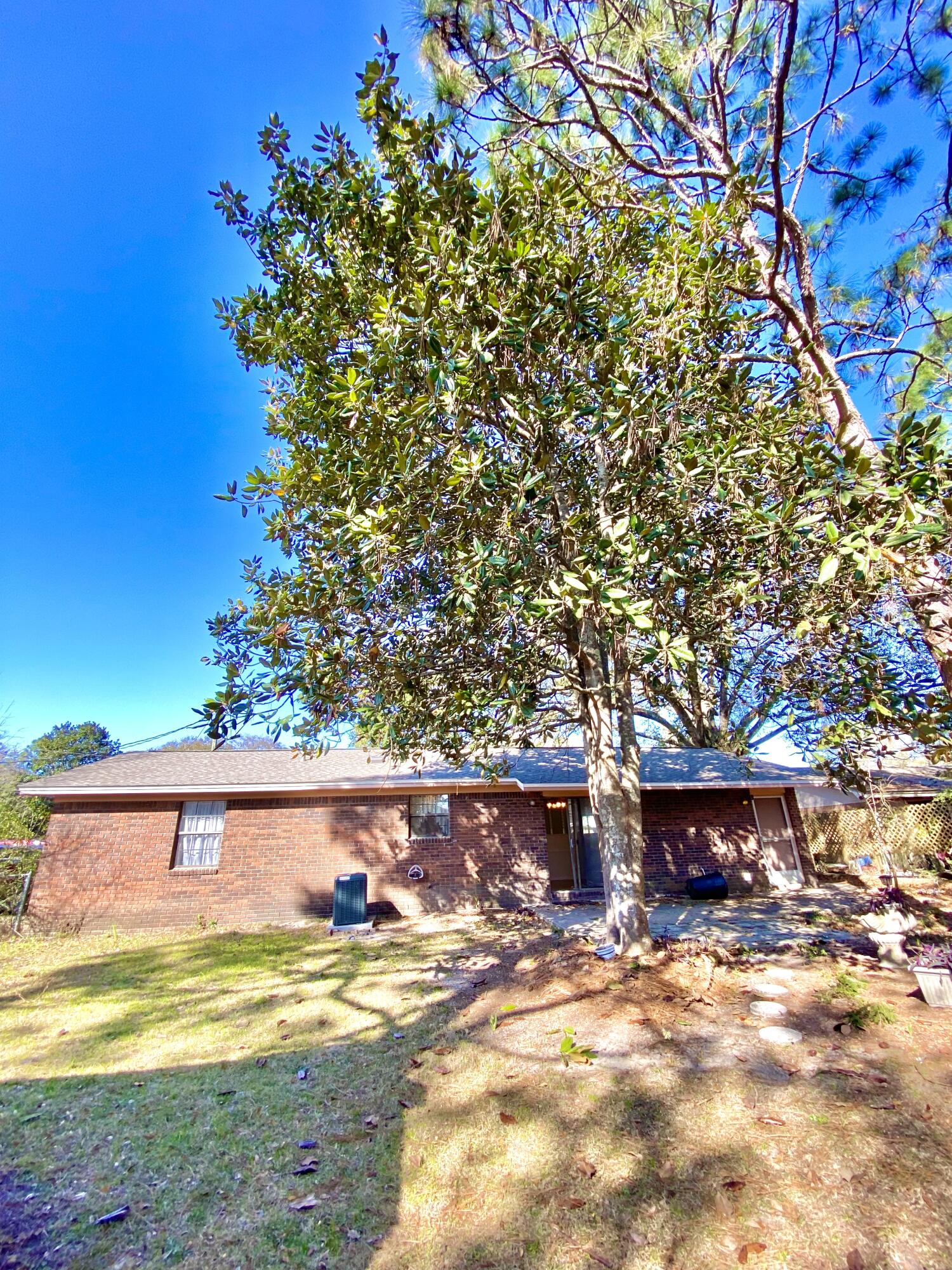 LAKEWOOD 1ST ADDN - Residential