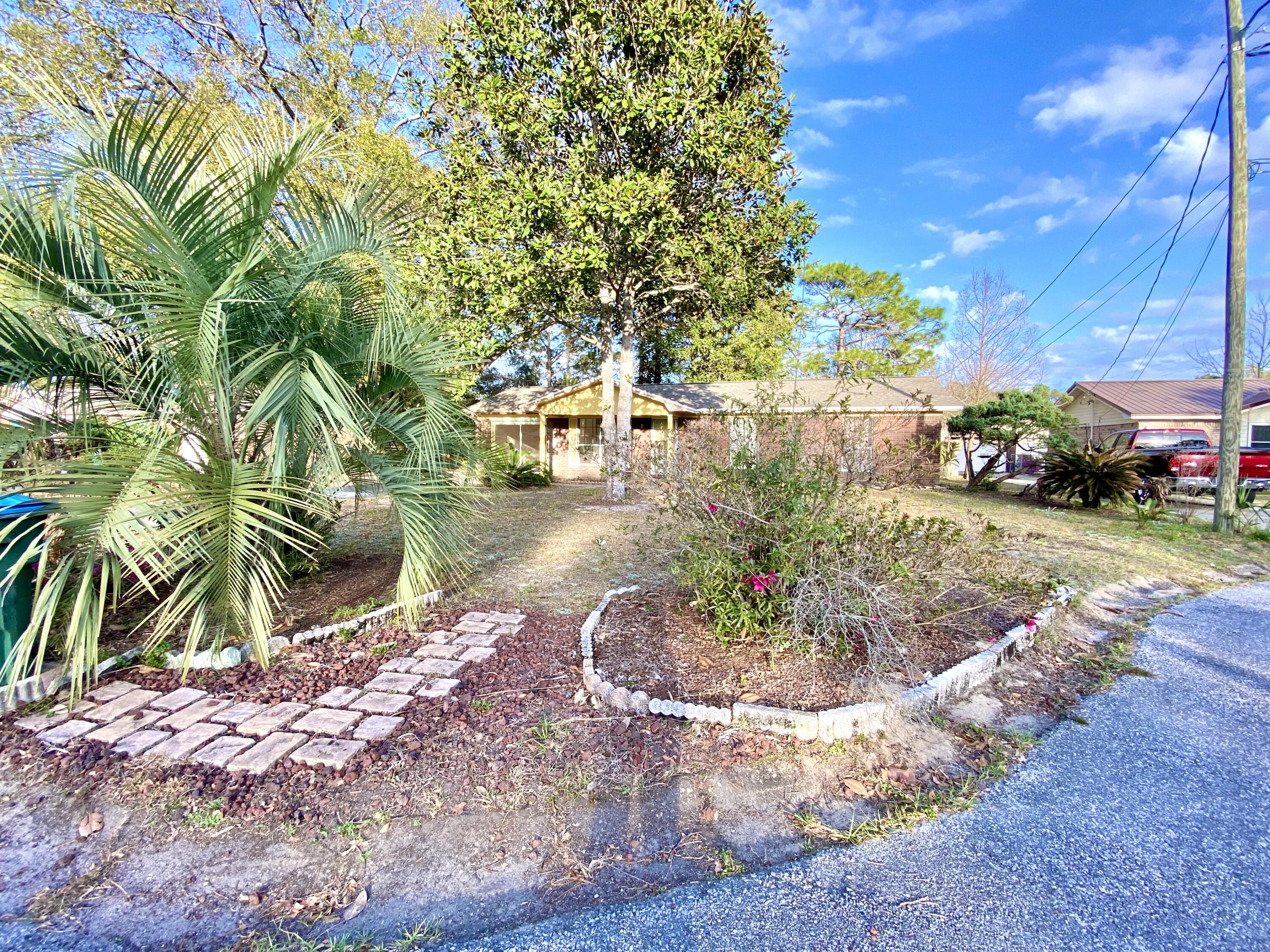 LAKEWOOD 1ST ADDN - Residential