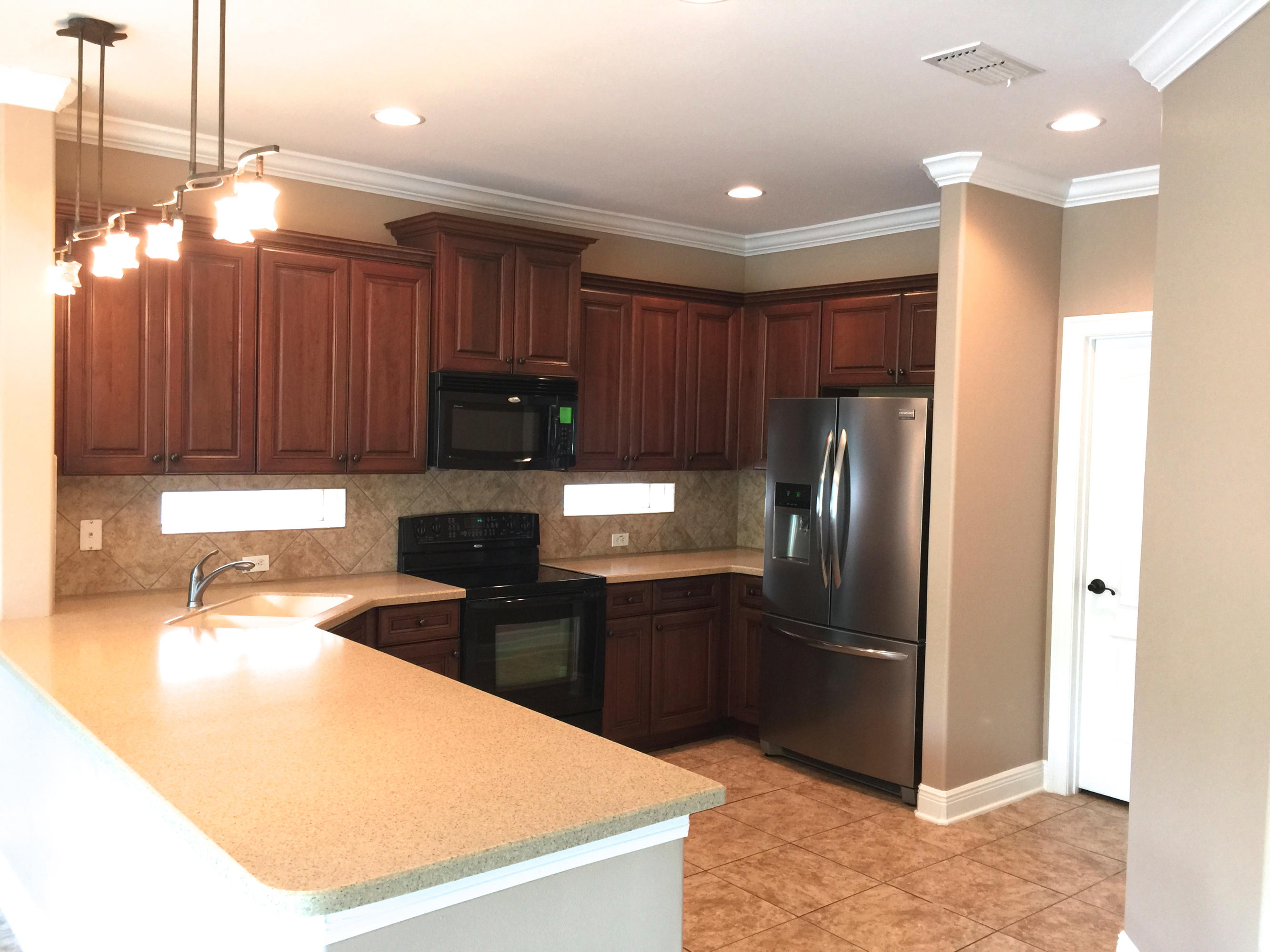 BAYWALK Landing - Residential