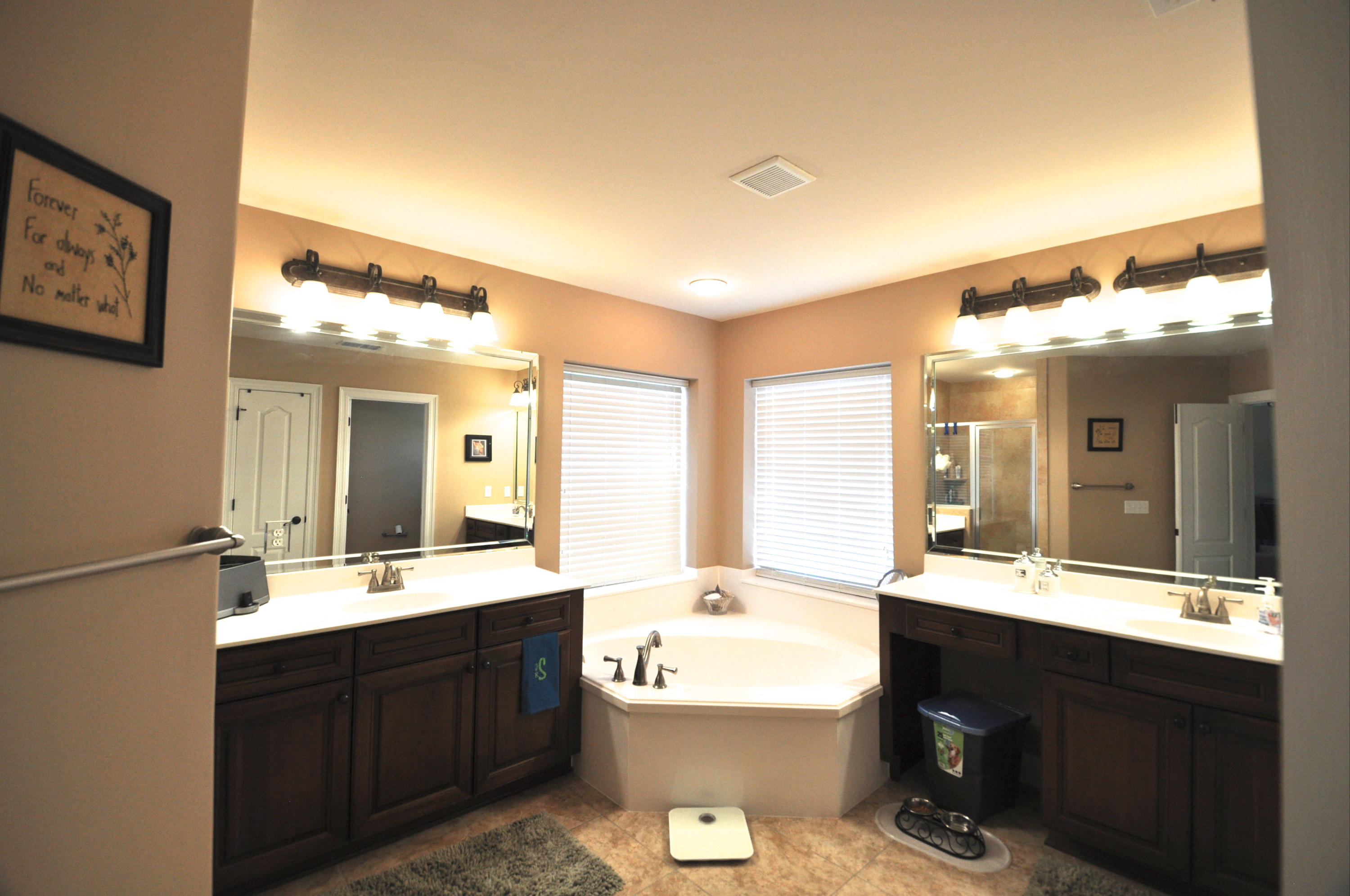 BAYWALK Landing - Residential