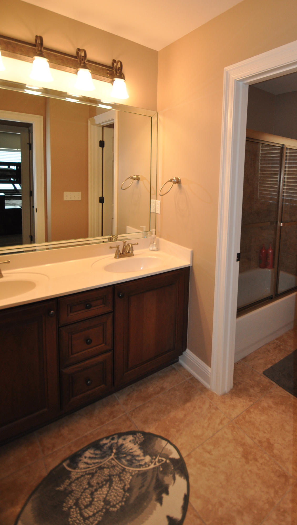 BAYWALK Landing - Residential