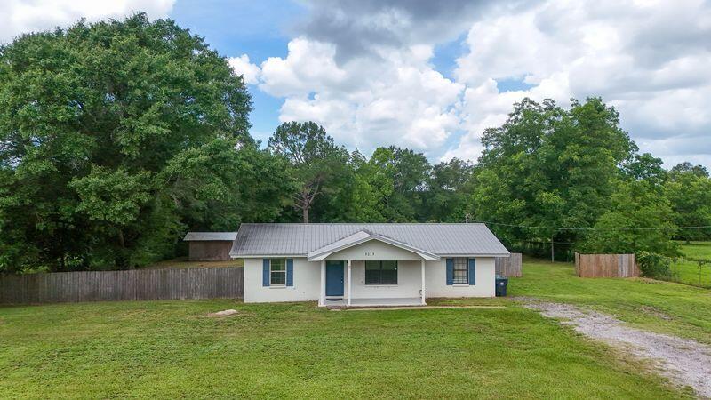 Discover your own slice of tranquility with this 3 bedroom, 1.5 bath home nestled on a full acre of land. Perfect blend of country charm with tons of convenience, this property offers room to grow, play or relax. Ample space for RV, boat, or outdoor projects. Enjoy the peace of rural living while still being just minutes from shopping, schools, and resturants. Book your showing today.