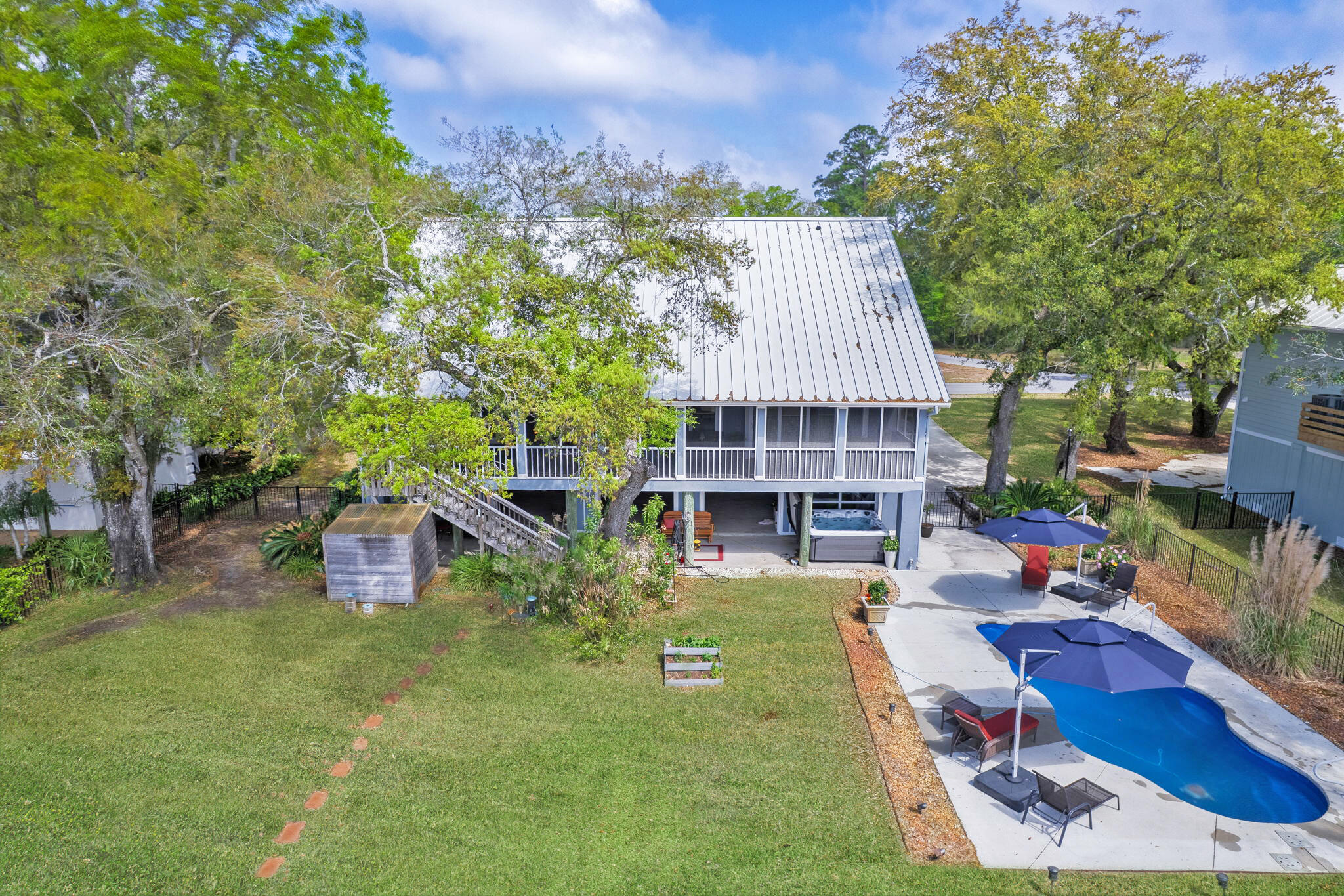Bay Point Retreat - Residential
