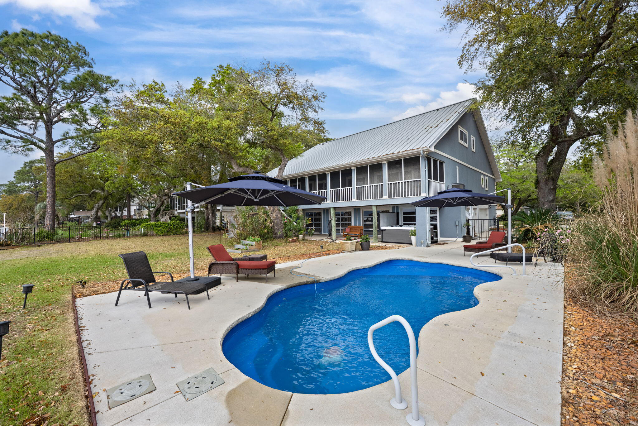 Bay Point Retreat - Residential