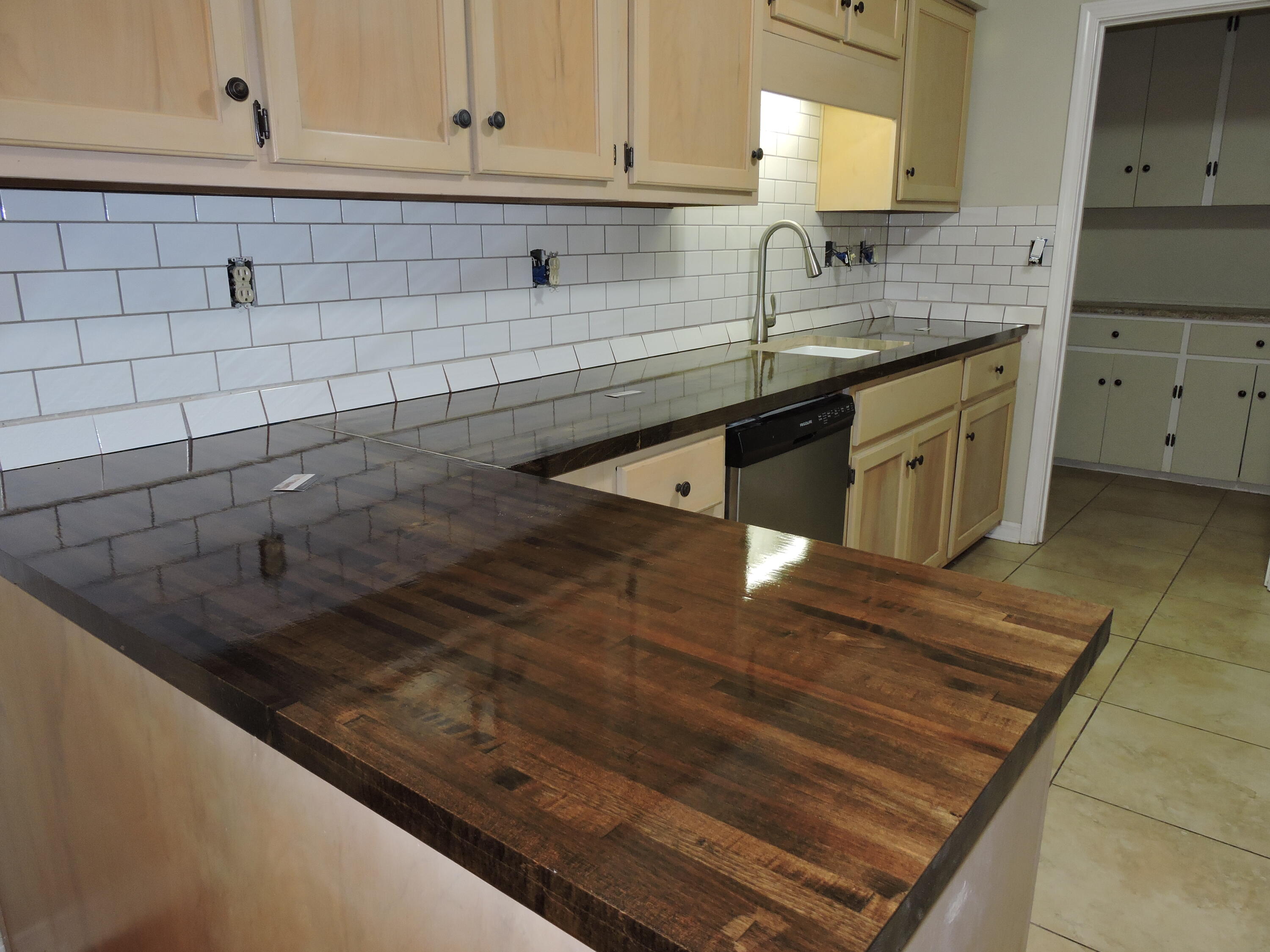 DOGWOOD ESTATES - Residential Lease