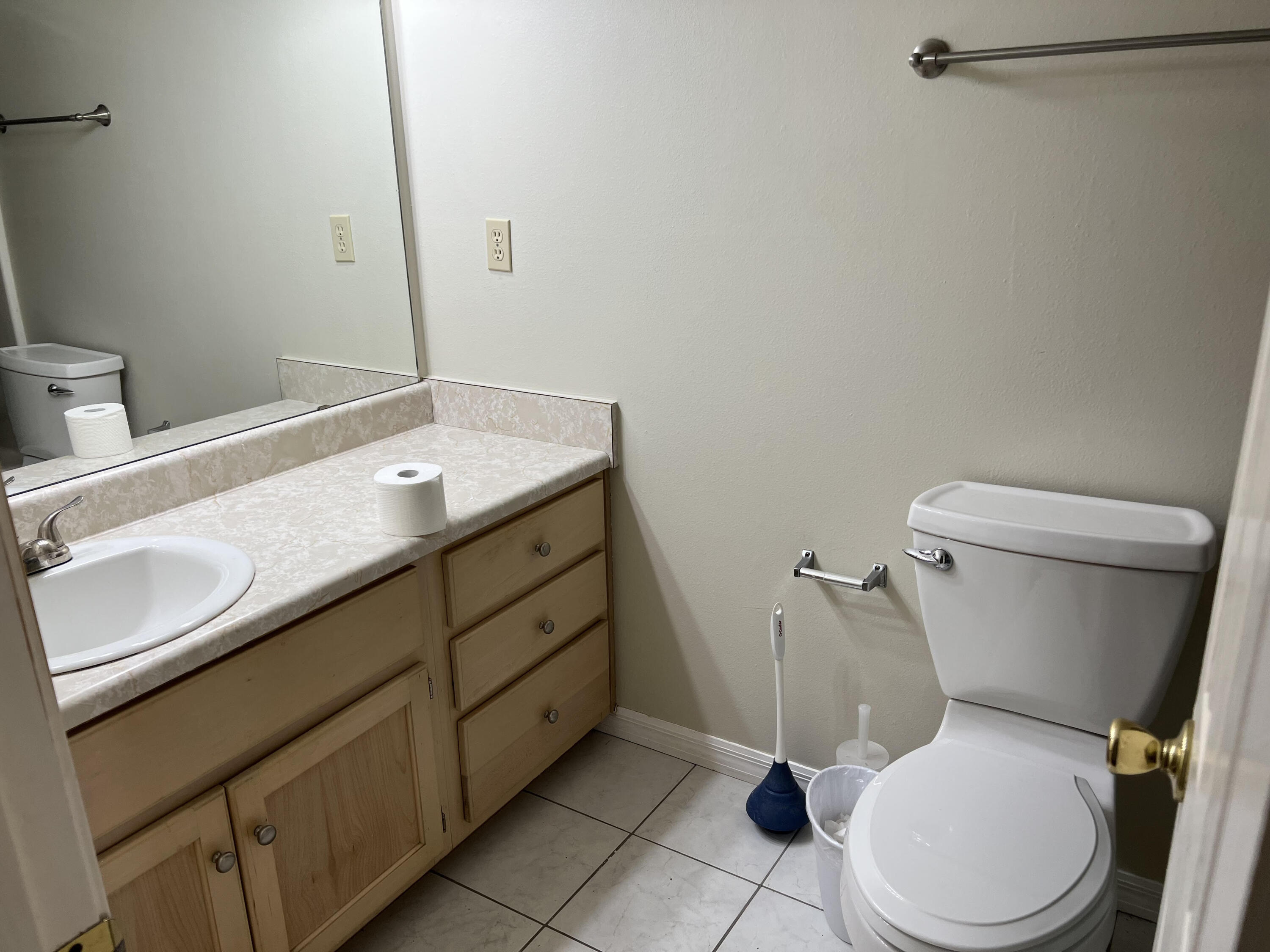 DOGWOOD ESTATES - Residential Lease