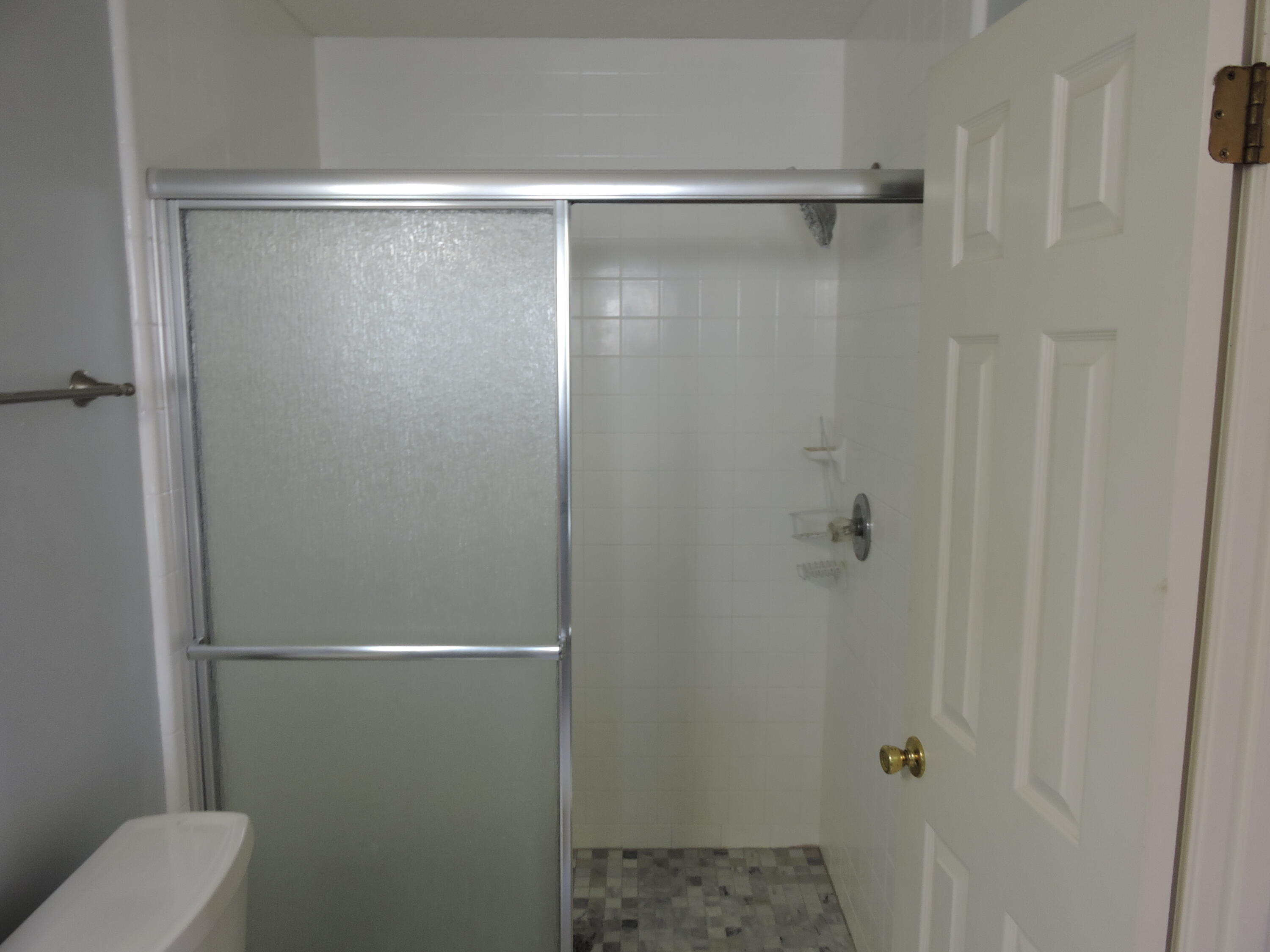 DOGWOOD ESTATES - Residential Lease