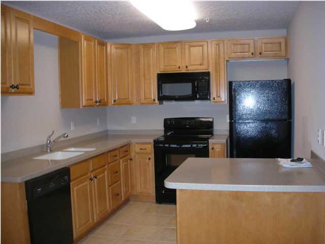 MAGNOLIAS OF MARY ESTHER - Residential Lease