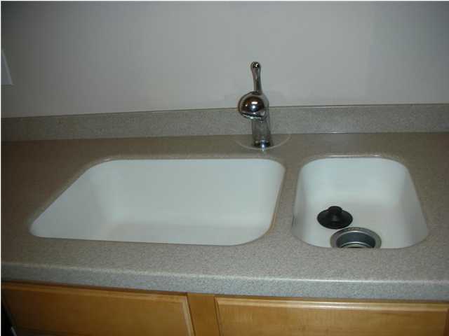 MAGNOLIAS OF MARY ESTHER - Residential Lease