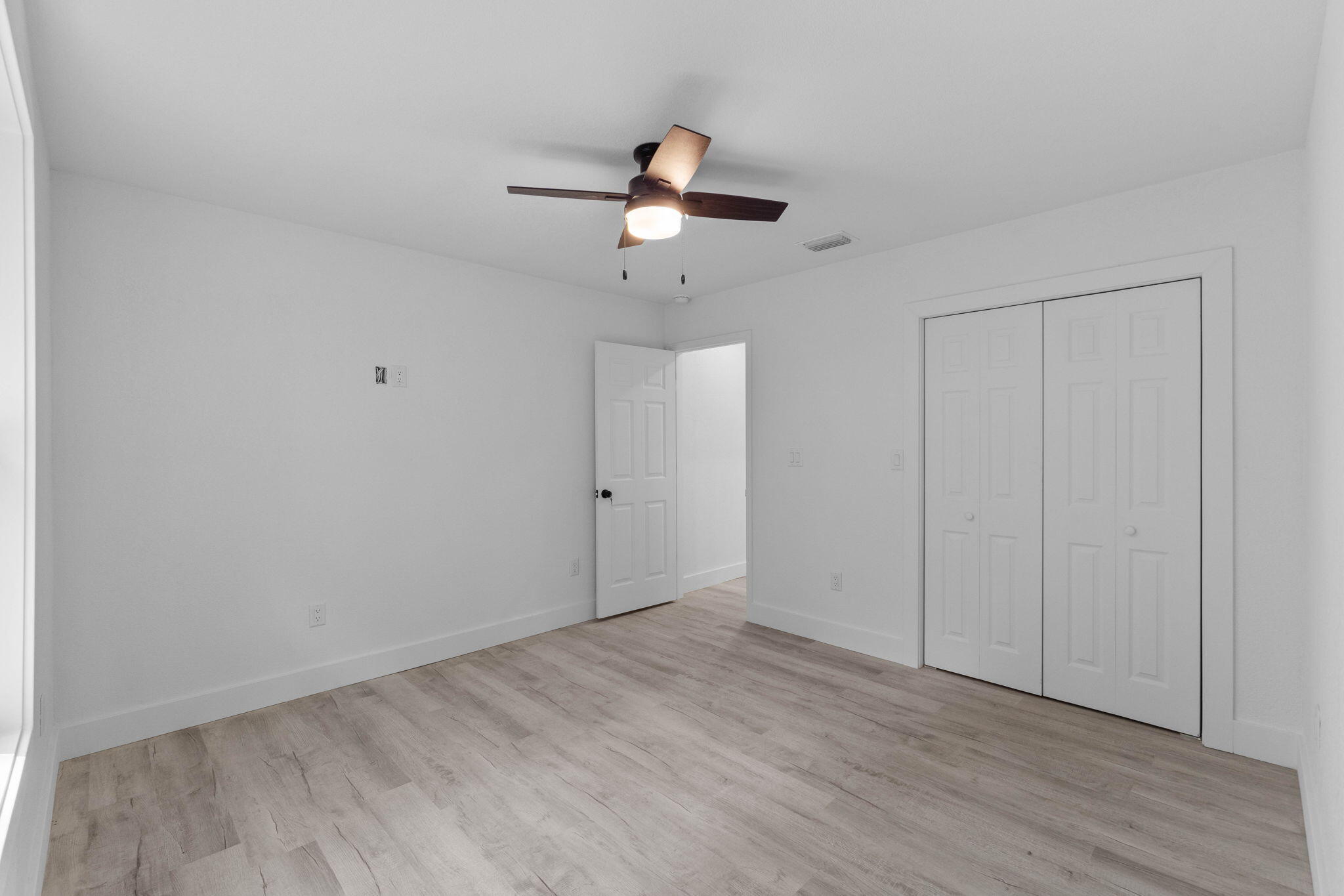 IMPERIAL LAKES 2 - Residential