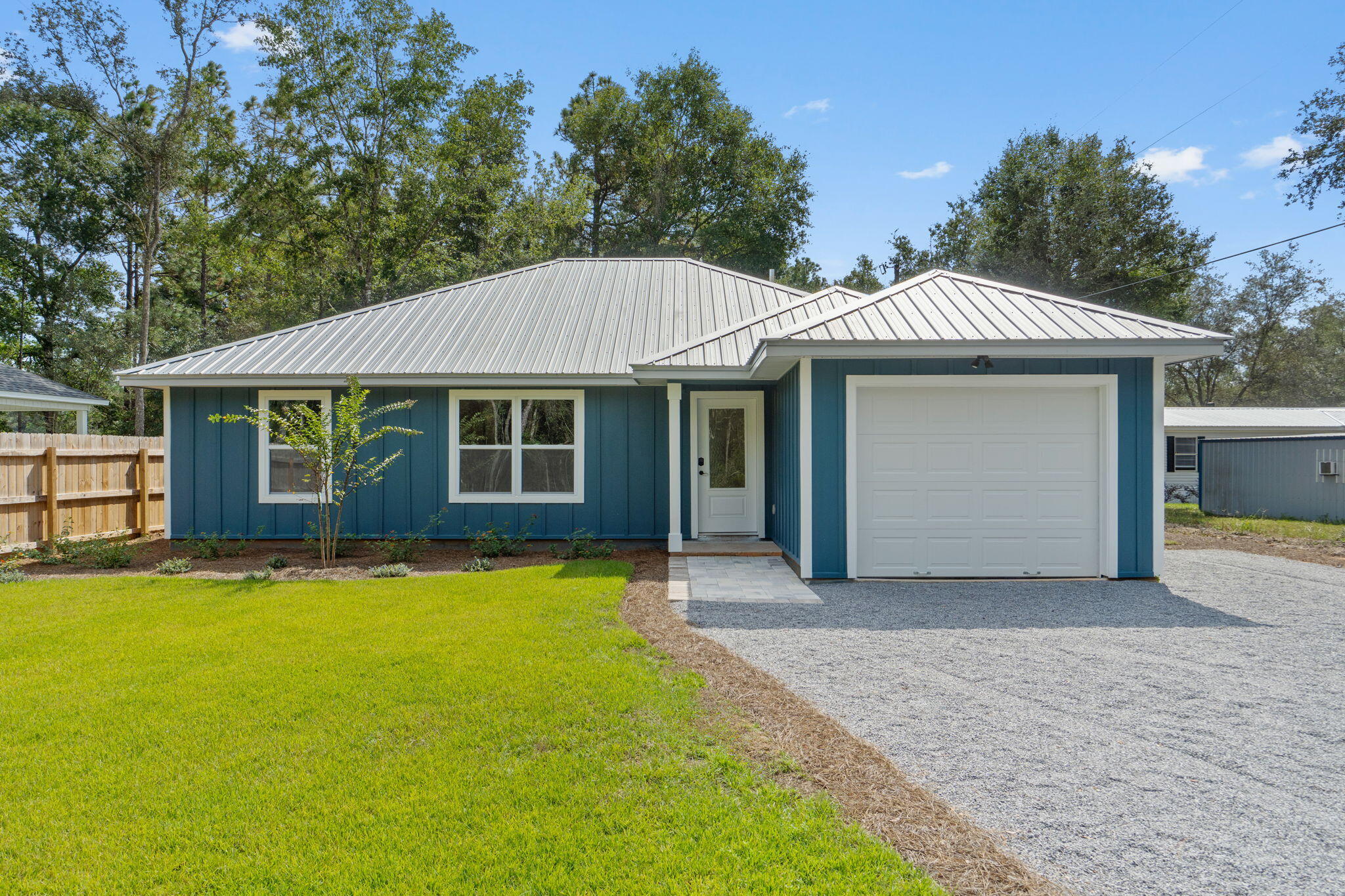 IMPERIAL LAKES 2 - Residential