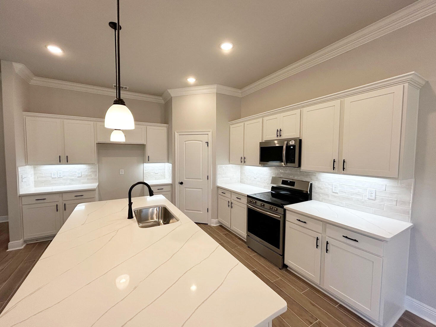 HAMMOCK BAY - STARBURST - Residential