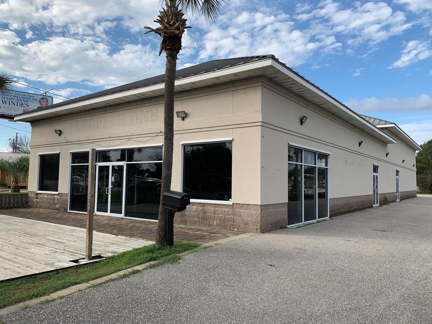 An awesome retail location directly across the street from the harbor, and in sight of the Emerald Grande.Excellent visibility on Hwy 98 (Harbor Blvd) and high traffic count. This retail building contains 6,850 sq ft, 4,605 sq ft heated and cooled.Extra features include 7,260 sq ft of asphalt for excellent parking, 400 sq ft of pavers, and 576 sq ft of wood decking in the front access of the building.The exterior is stucco, with commercial metal roofing.All specs to be verified by the buyer.Call today to schedule a showing.