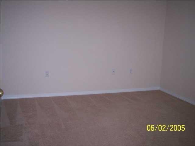 CREEKSIDE - Residential Lease