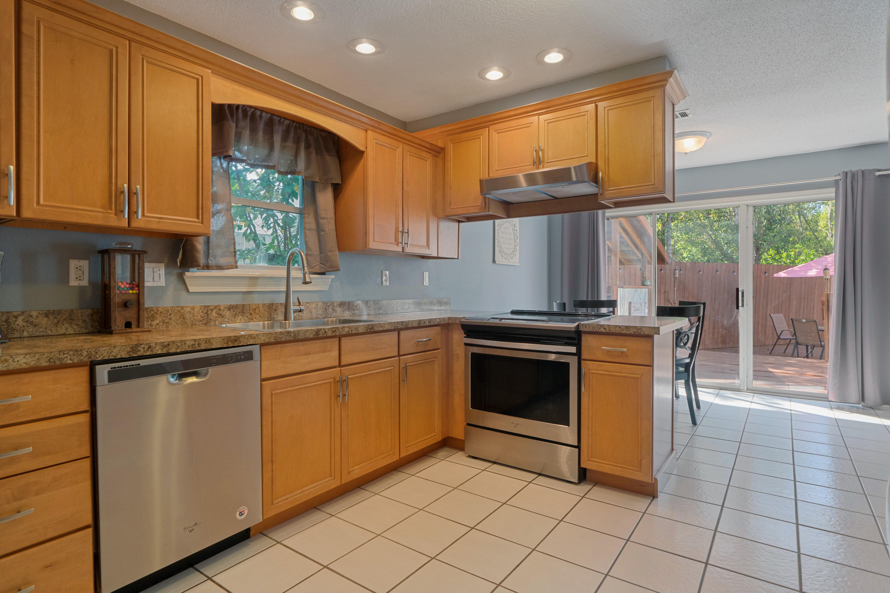 EMERALD POINTE PLAT 2 - Residential