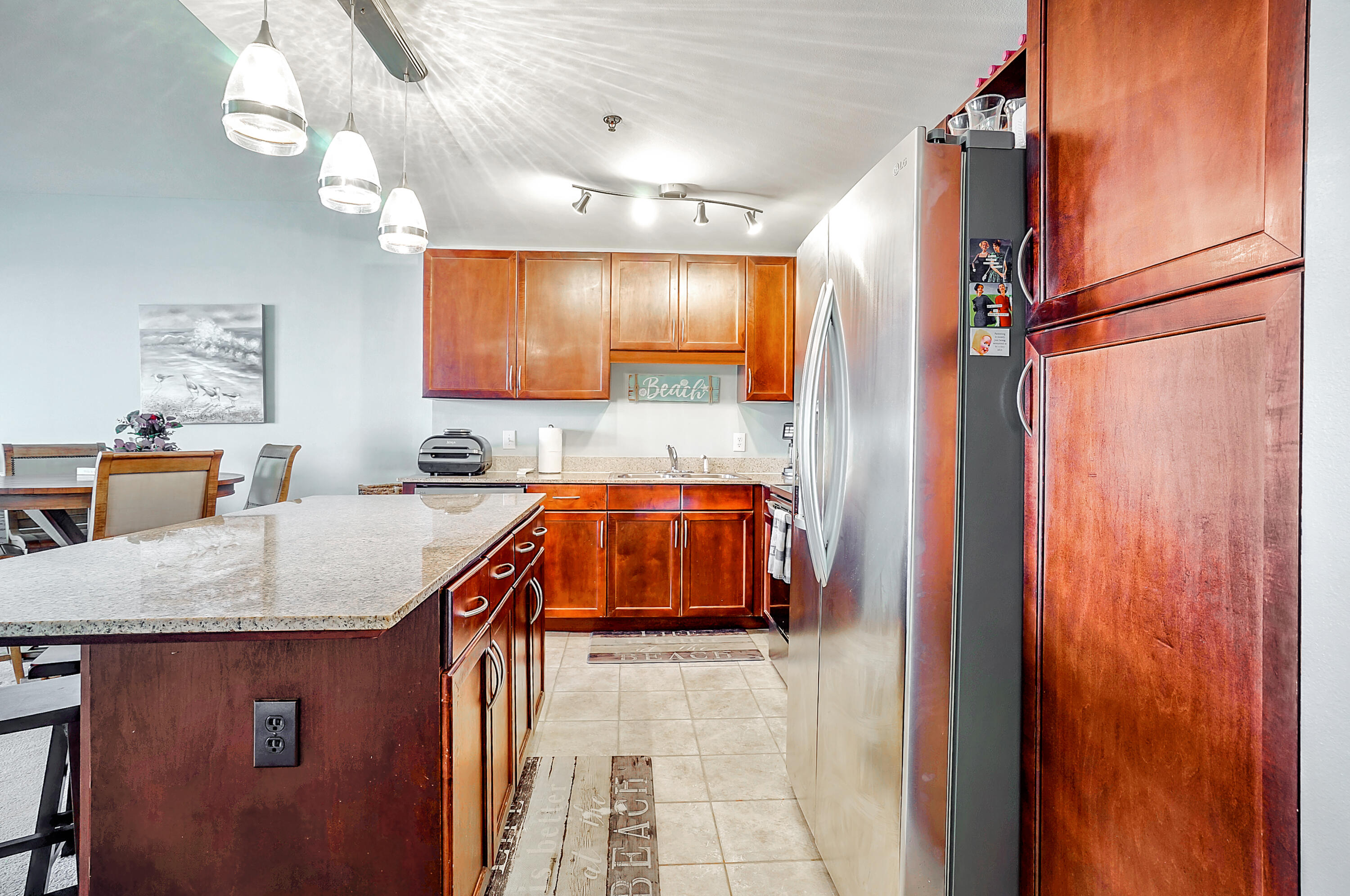 Laketown Wharf - Residential