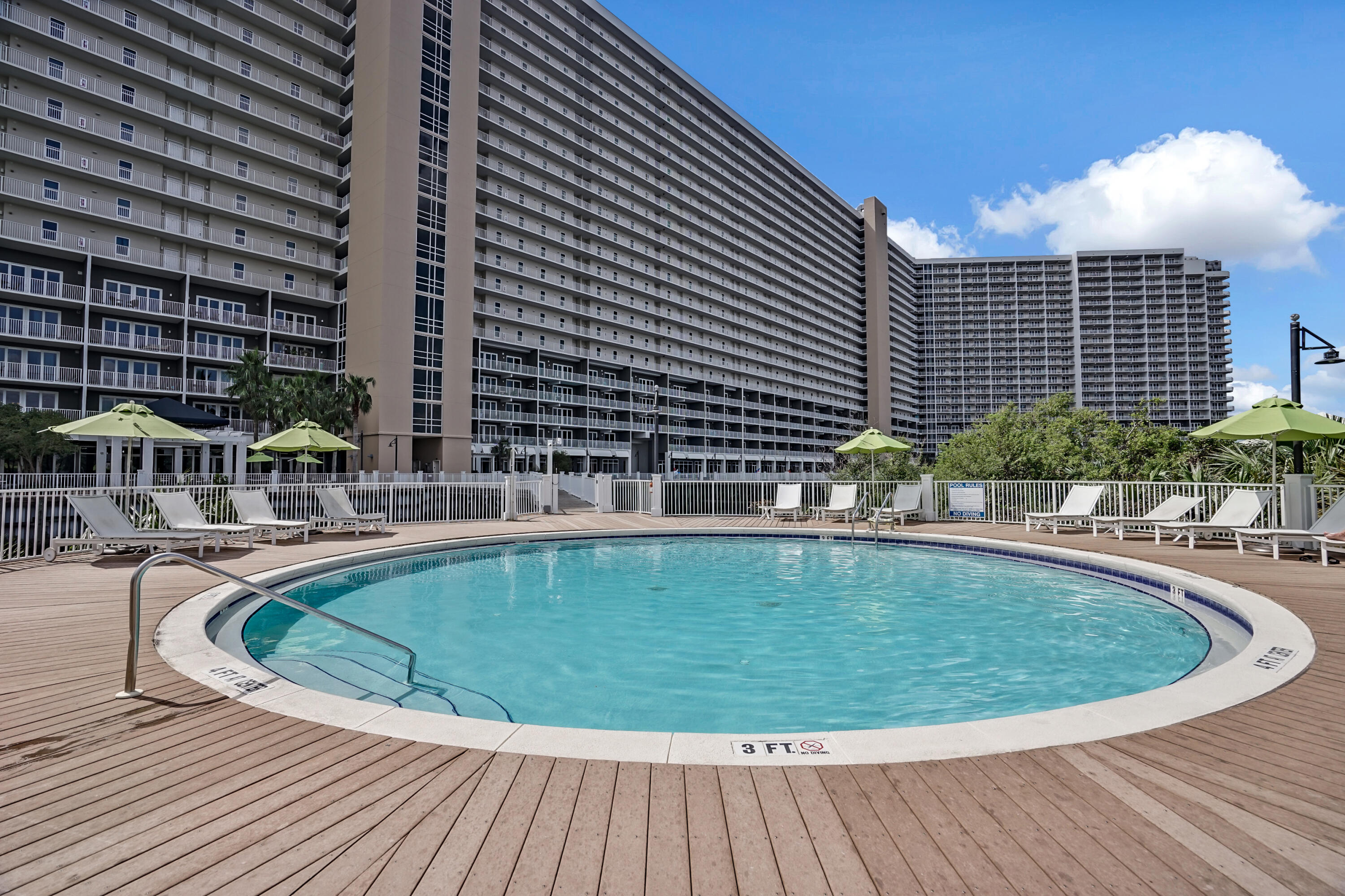 Laketown Wharf - Residential