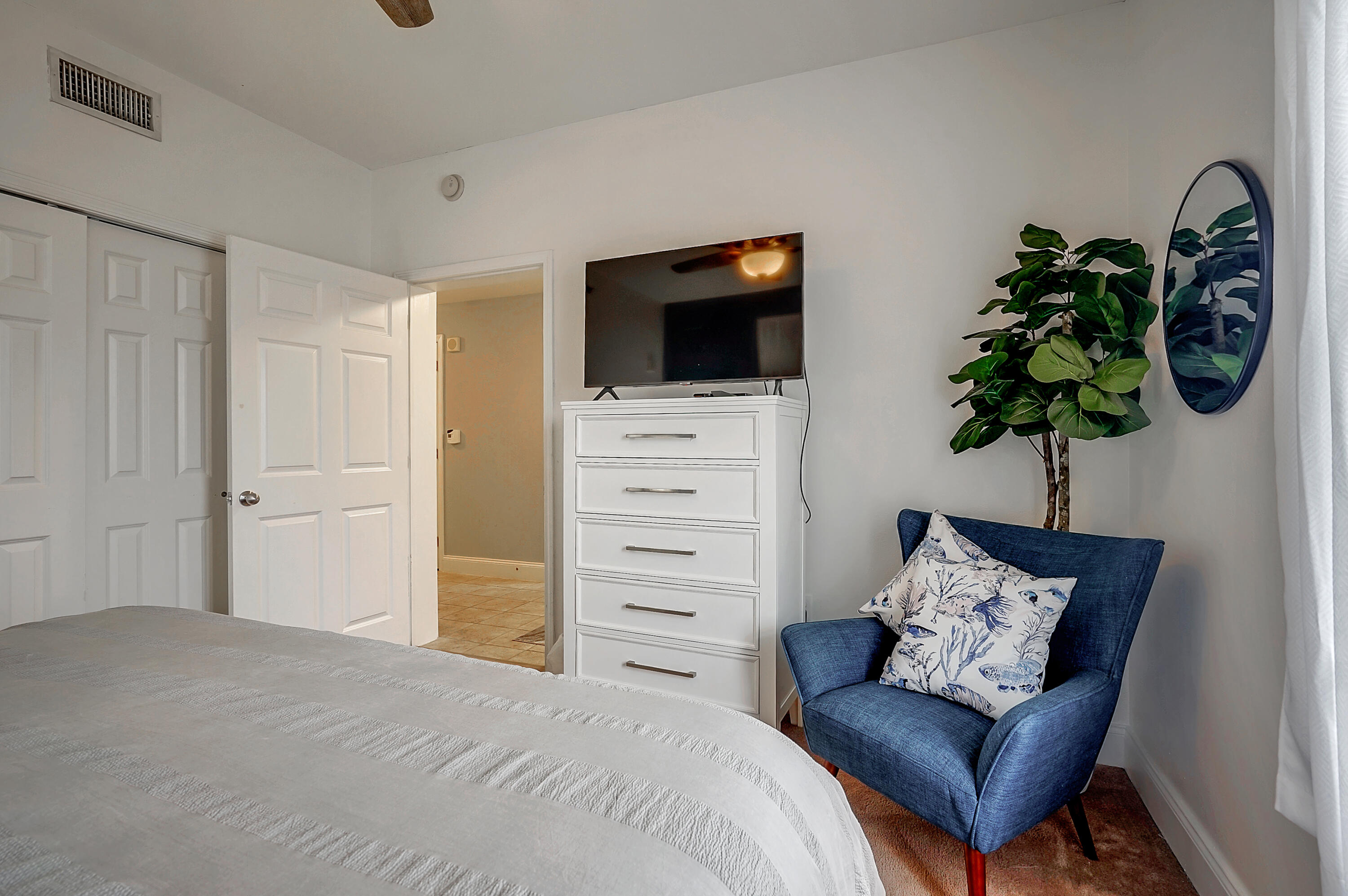 Laketown Wharf - Residential