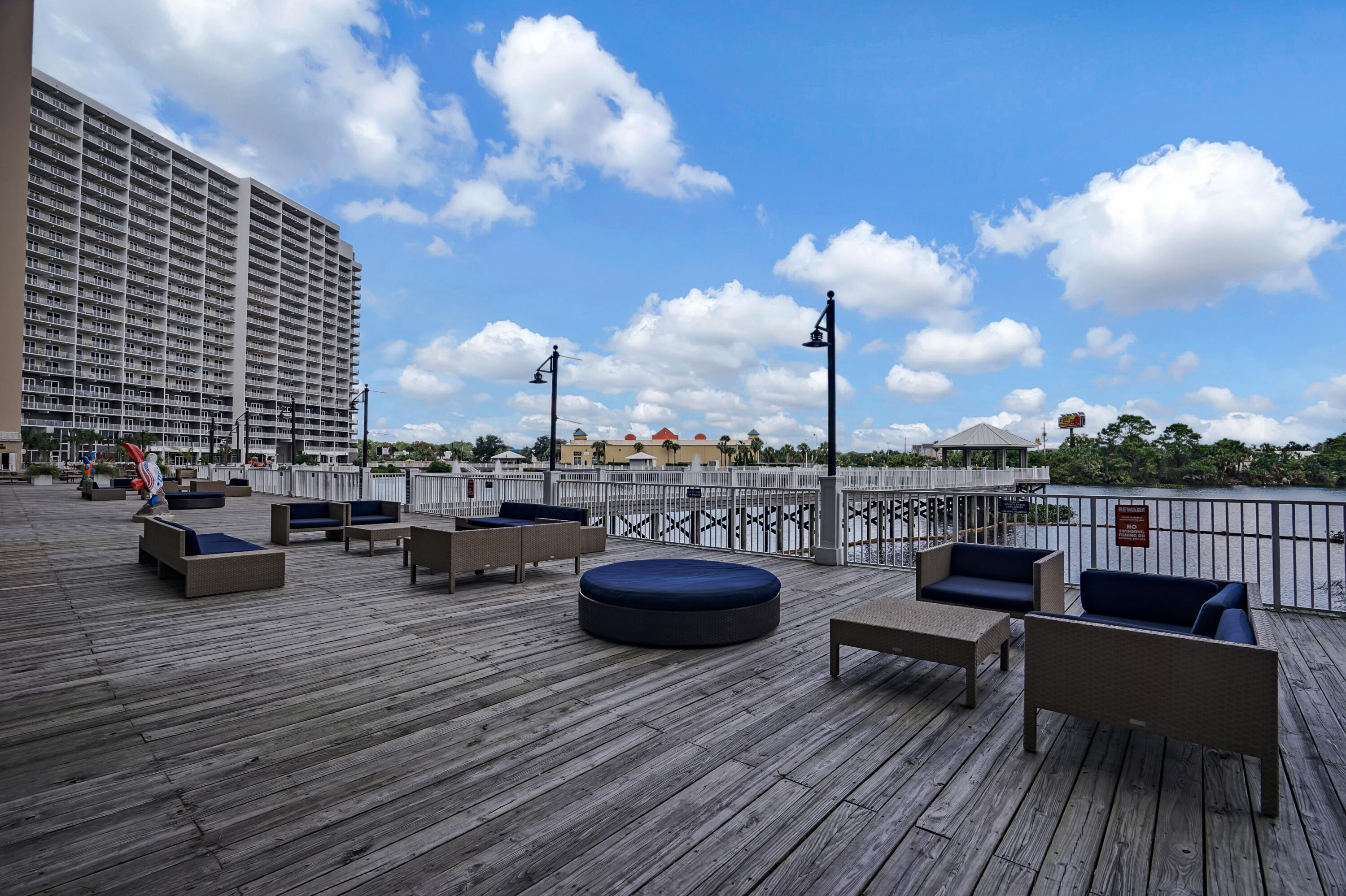 Laketown Wharf - Residential