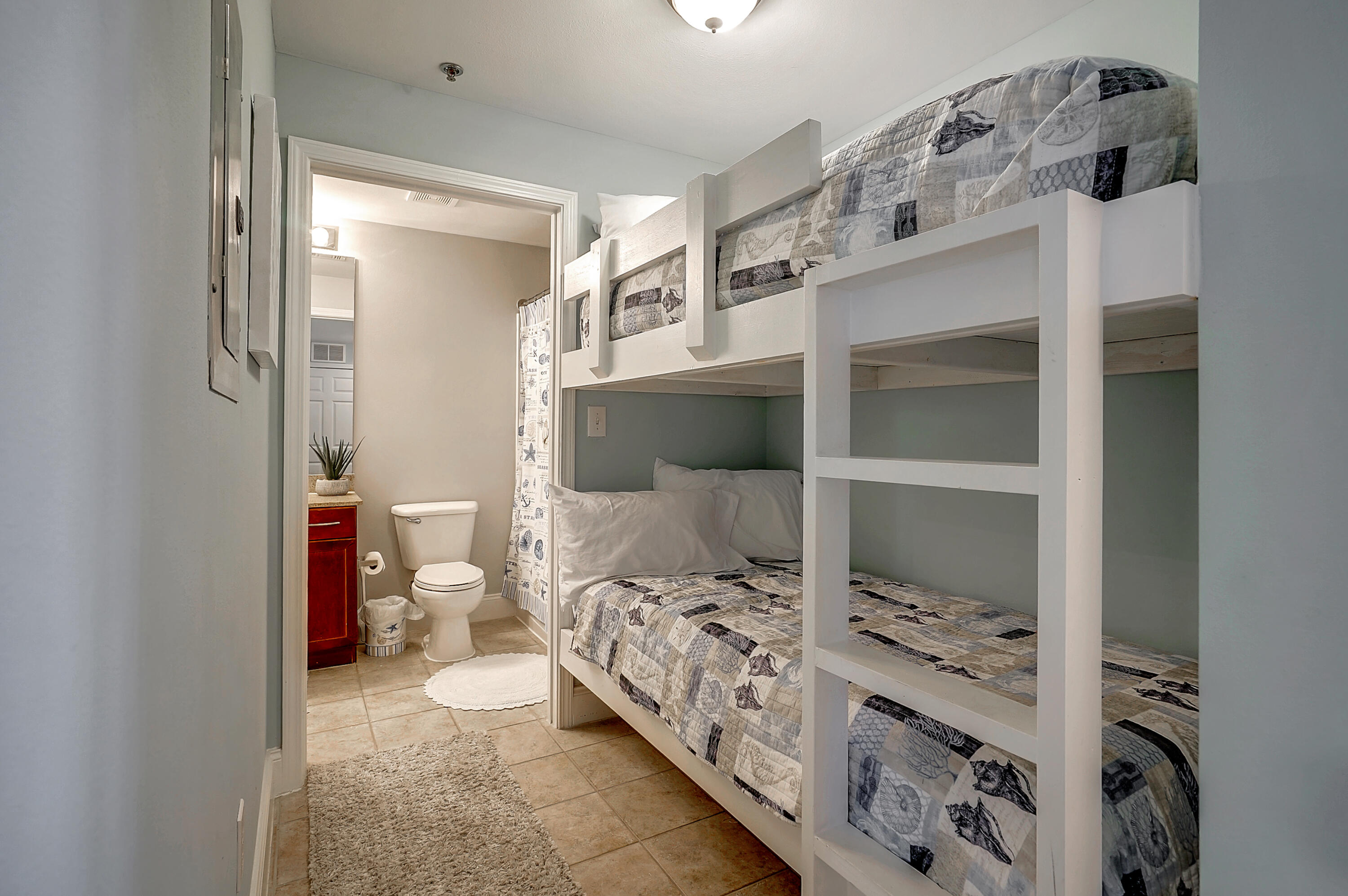 Laketown Wharf - Residential