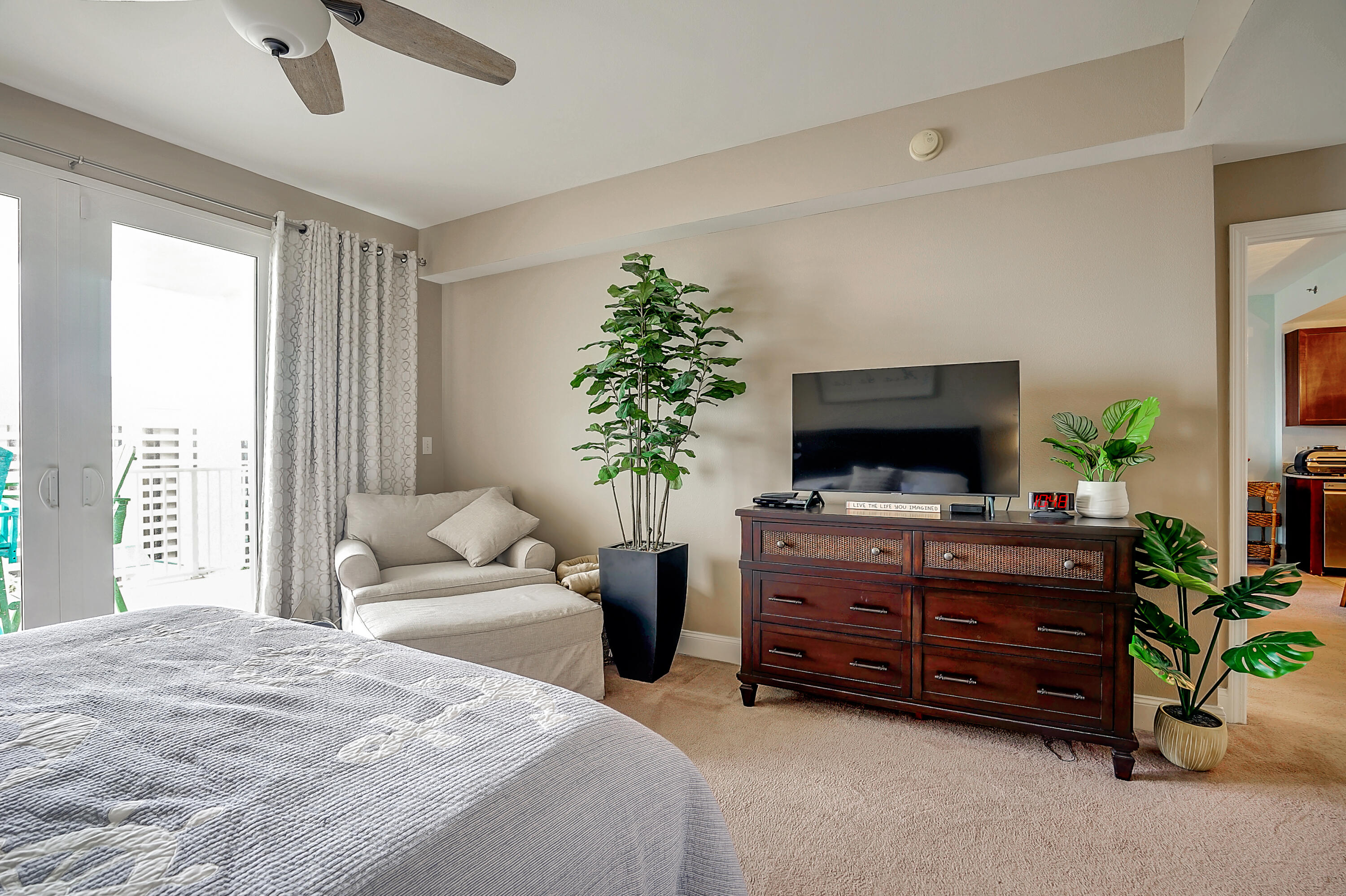 Laketown Wharf - Residential