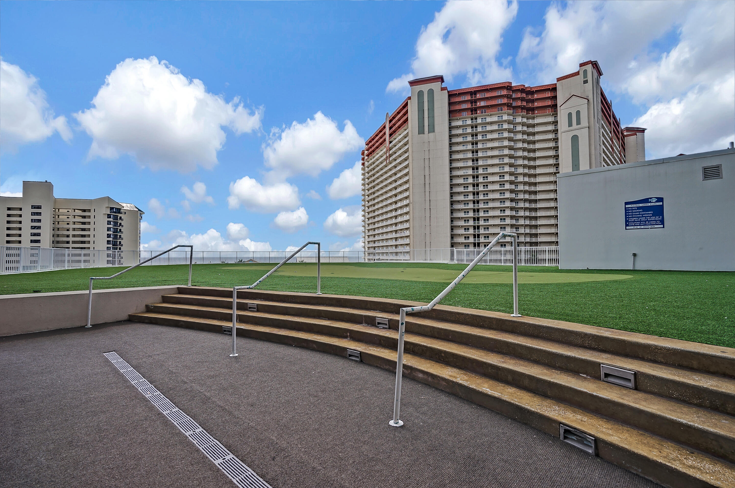 Laketown Wharf - Residential