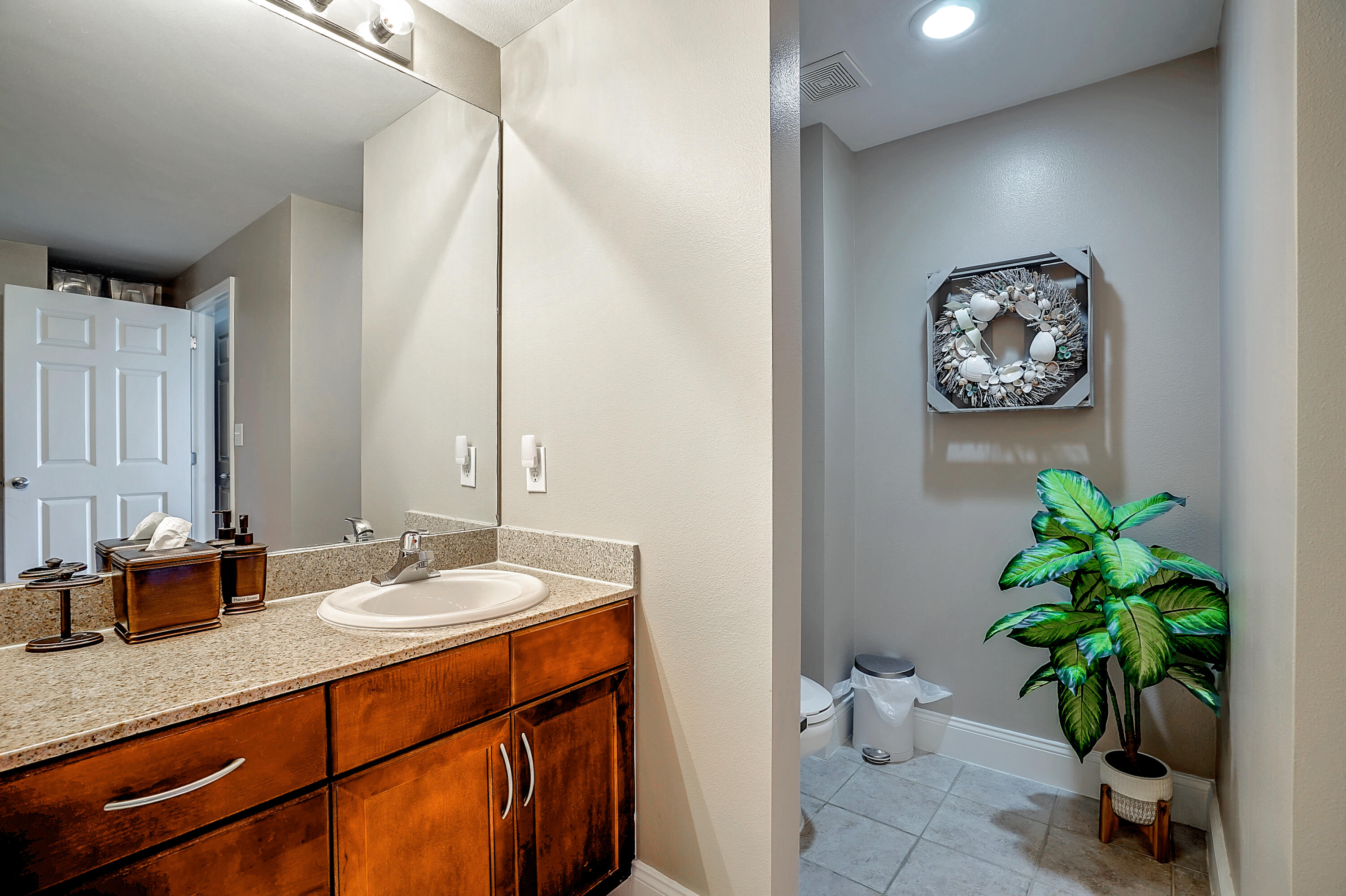 Laketown Wharf - Residential