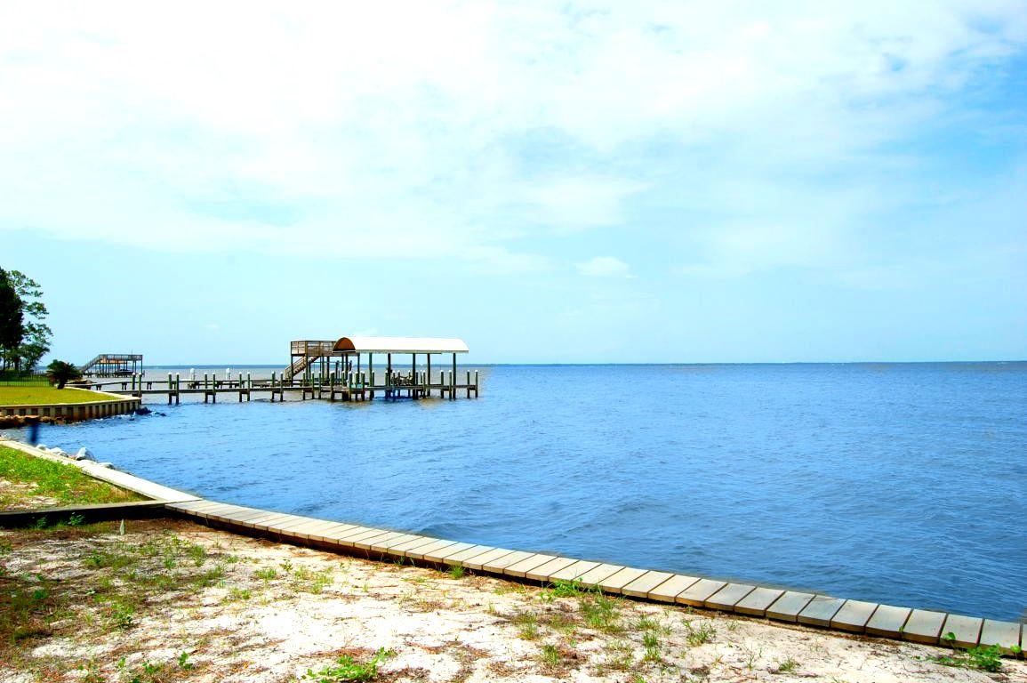 DRIFTWOOD ESTATES - Land