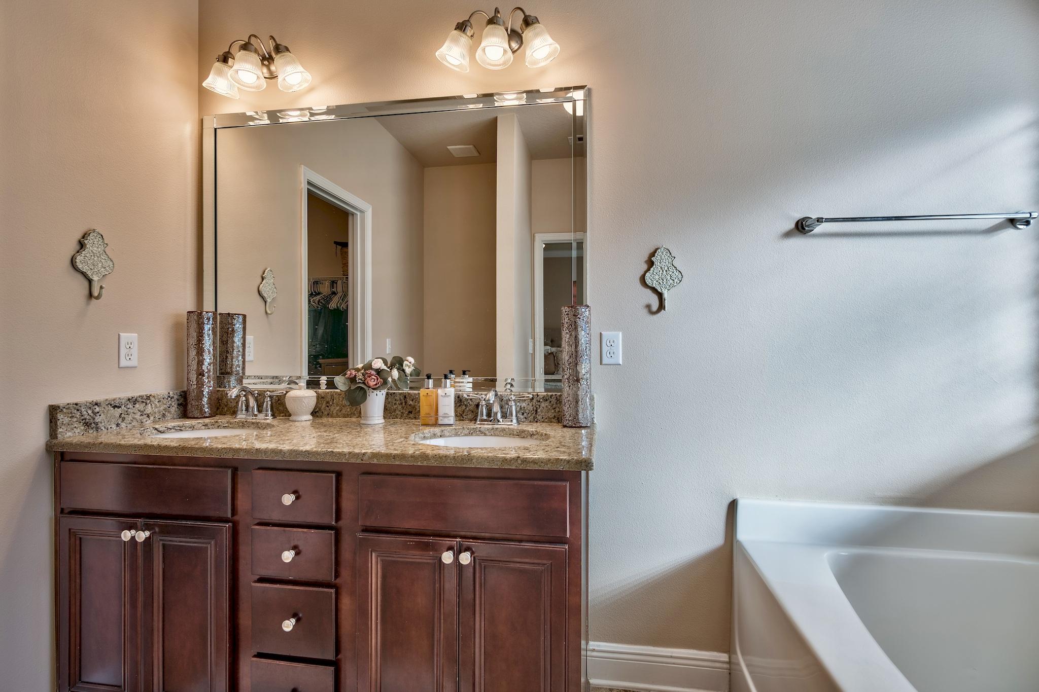 DRIFTWOOD ESTATES - Residential