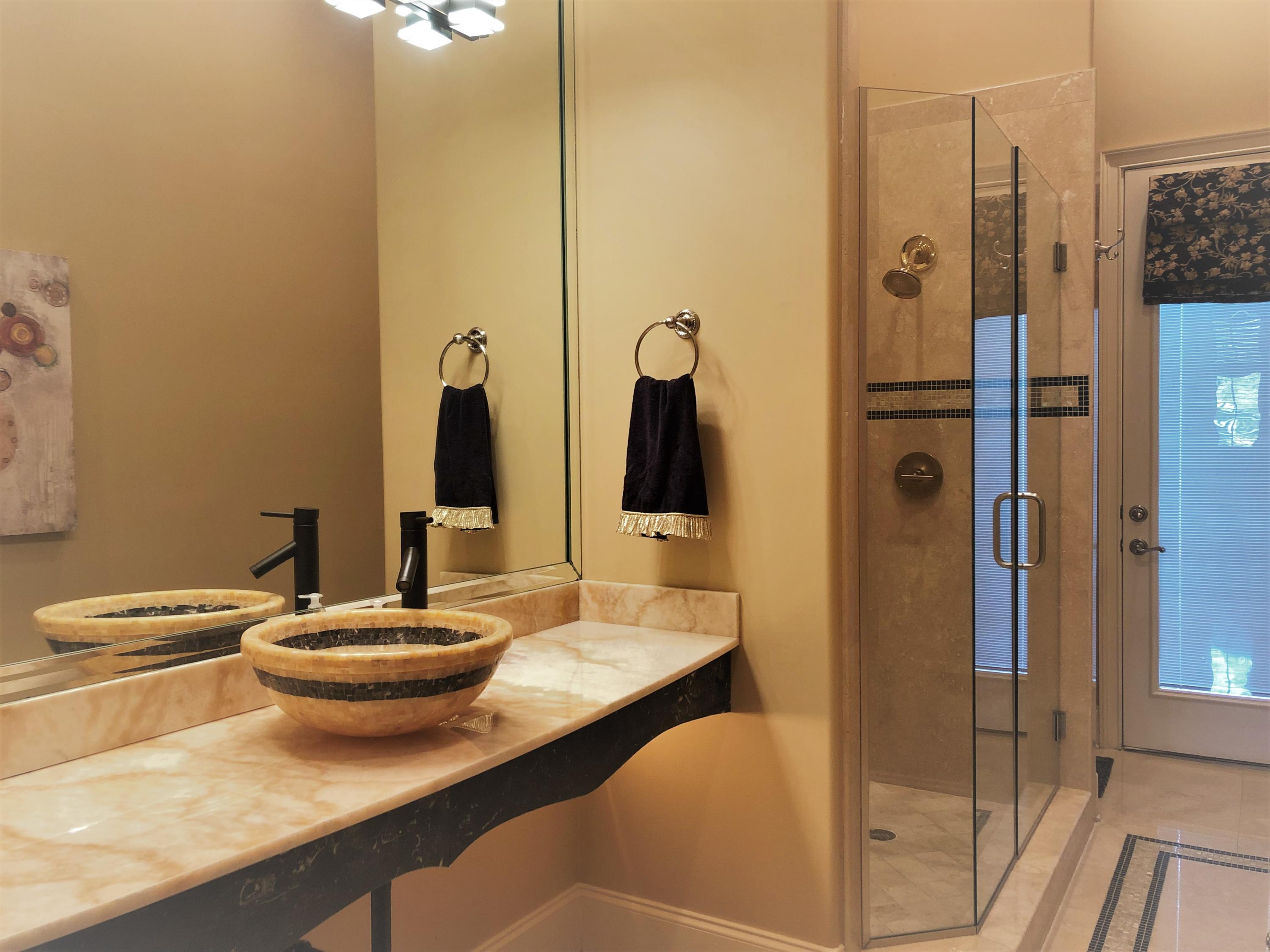 BURNT PINE - Residential